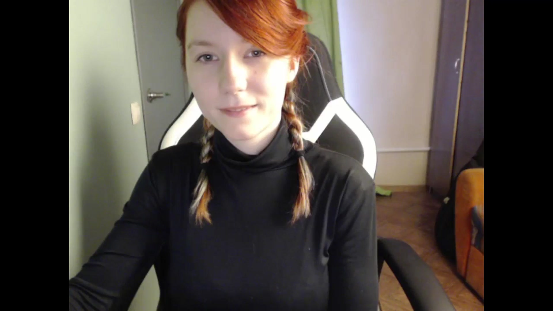 Gallery image thumbnail from NikiFoks18's myfreecams stream on, 11/08/2023, 09:02 image 8 of 20