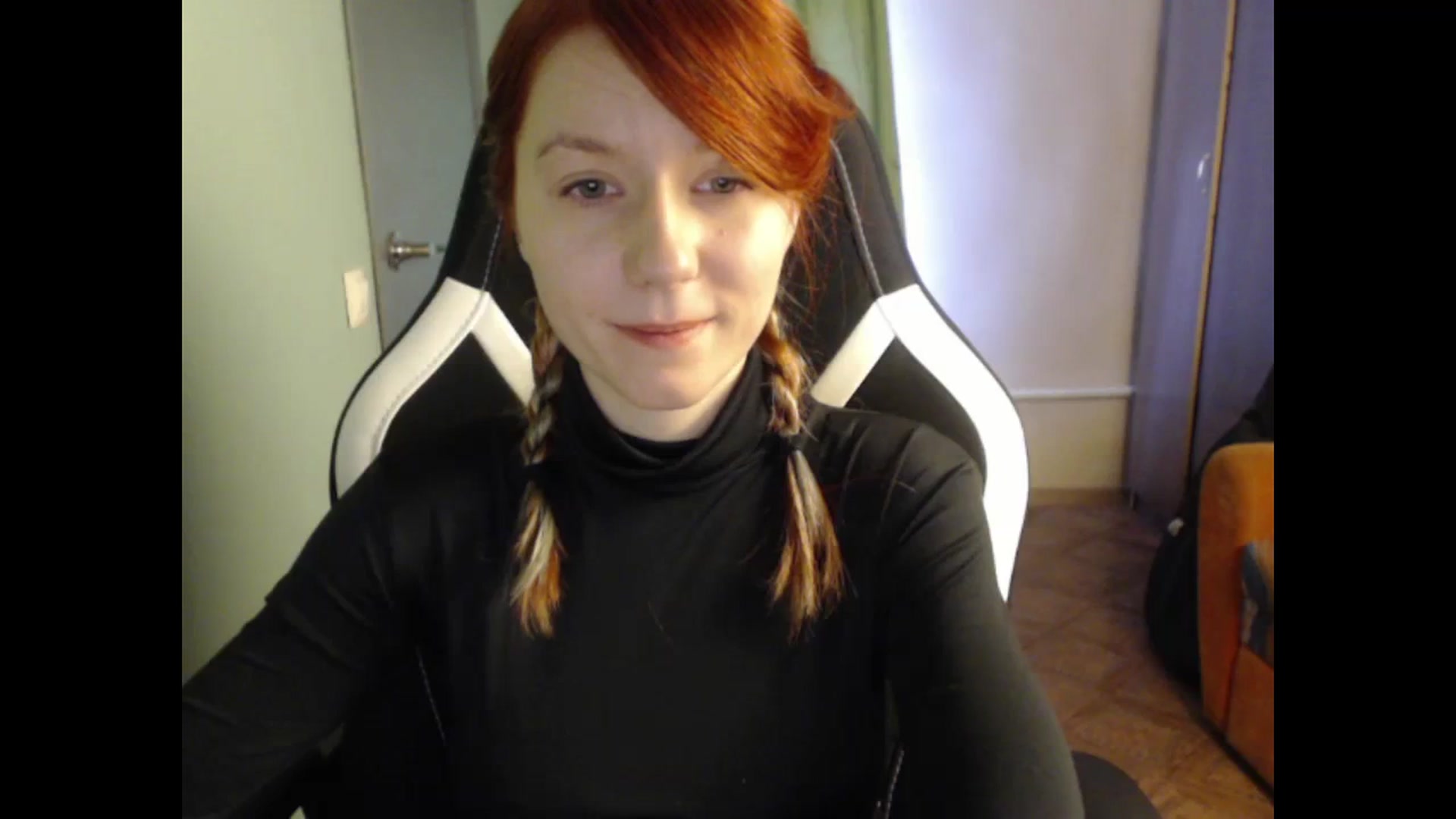 Gallery image thumbnail from NikiFoks18's myfreecams stream on, 11/08/2023, 09:02 image 19 of 20