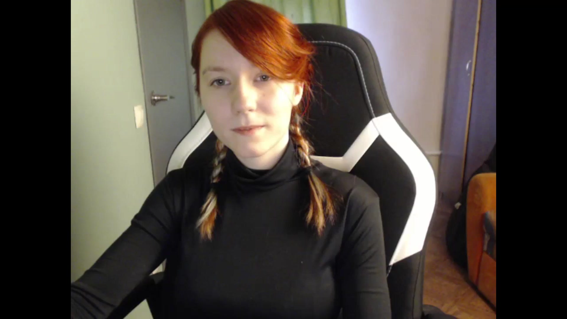 Gallery image thumbnail from NikiFoks18's myfreecams stream on, 11/08/2023, 09:02 image 16 of 20