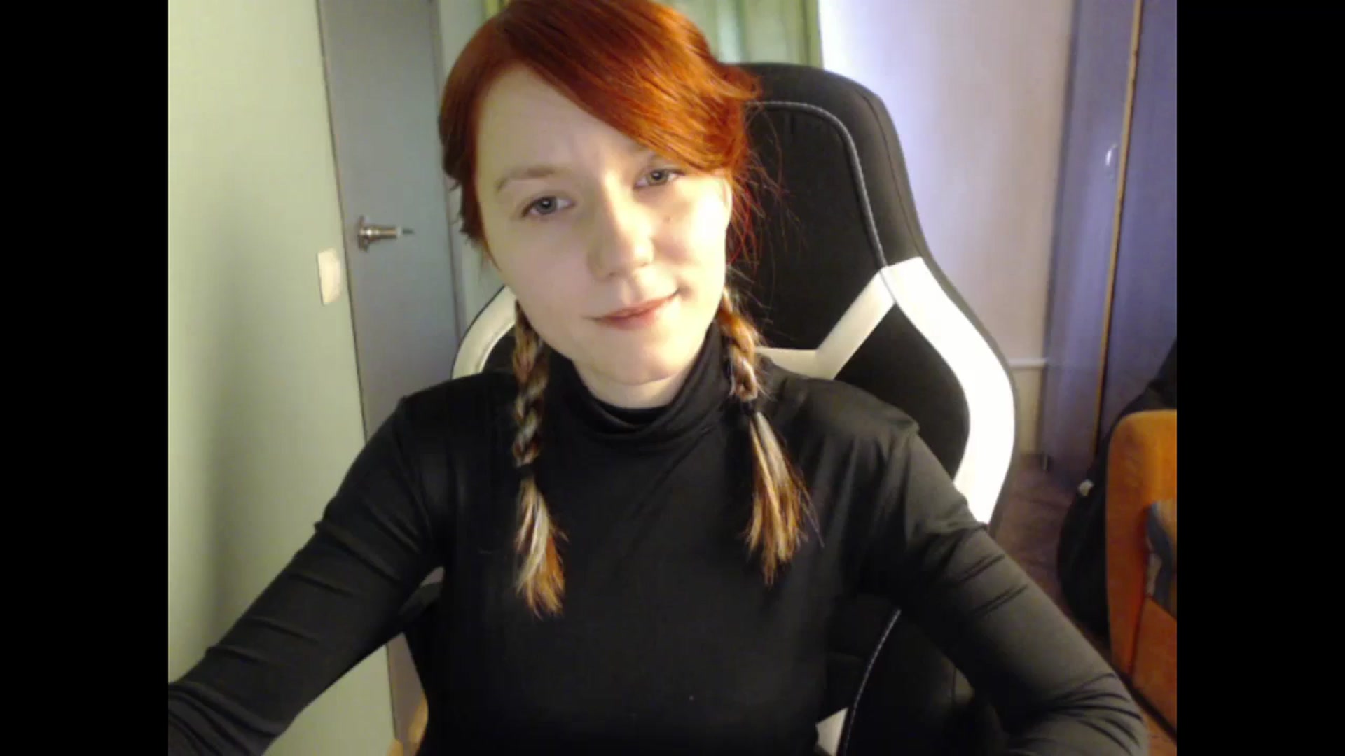 Gallery image thumbnail from NikiFoks18's myfreecams stream on, 11/08/2023, 09:02 image 20 of 20