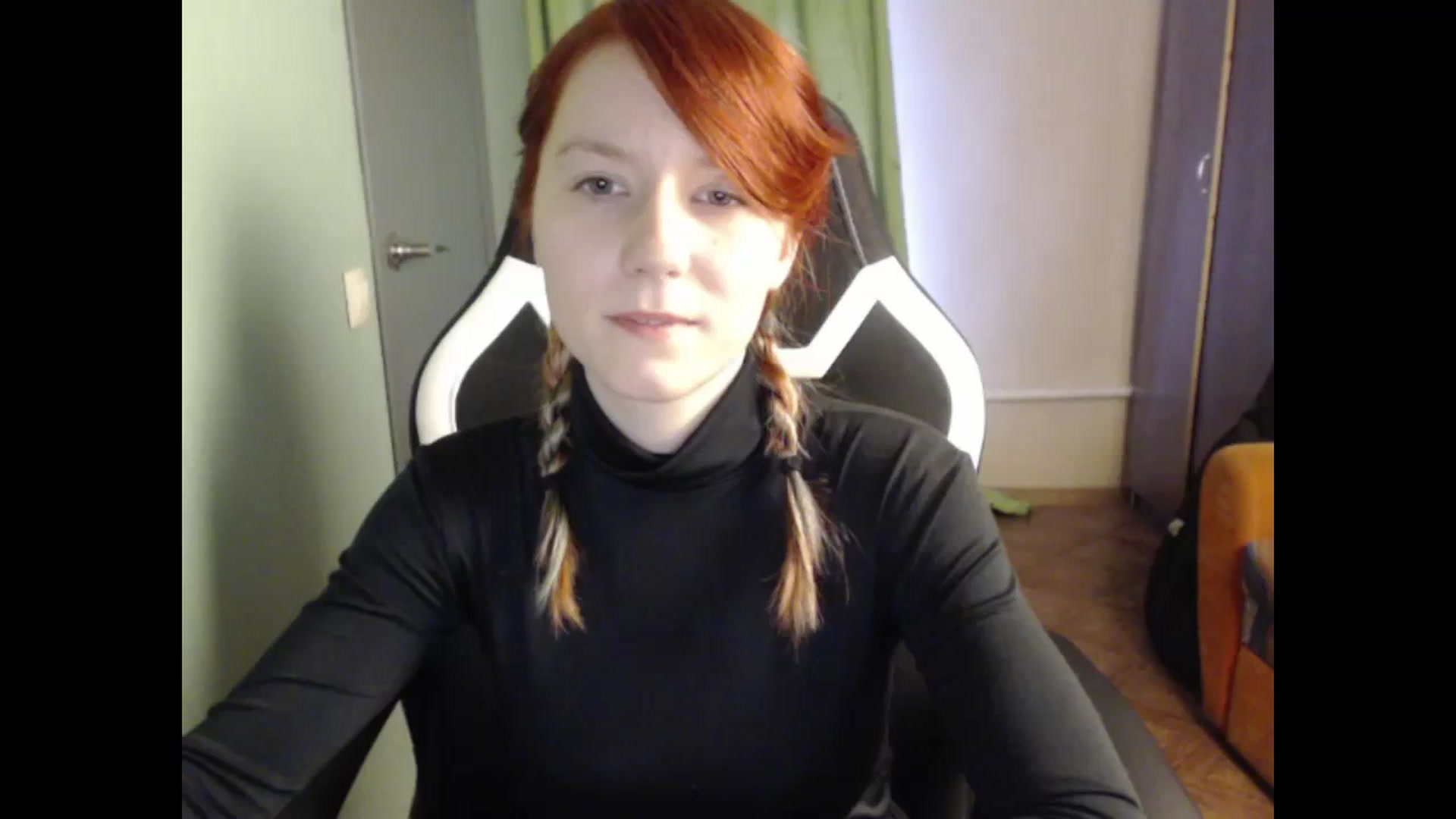 Gallery image thumbnail from NikiFoks18's myfreecams stream on, 11/08/2023, 09:02 image 10 of 20