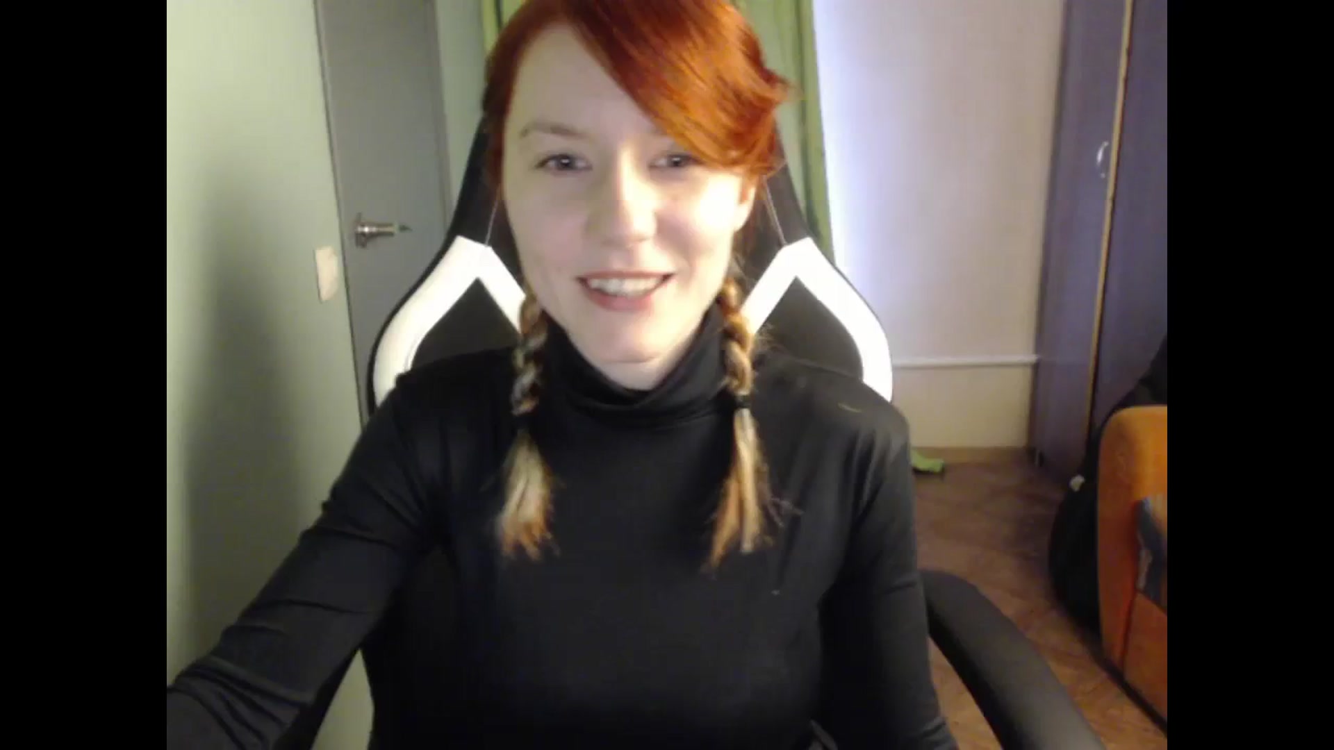 Gallery image thumbnail from NikiFoks18's myfreecams stream on, 11/08/2023, 09:02 image 1 of 20