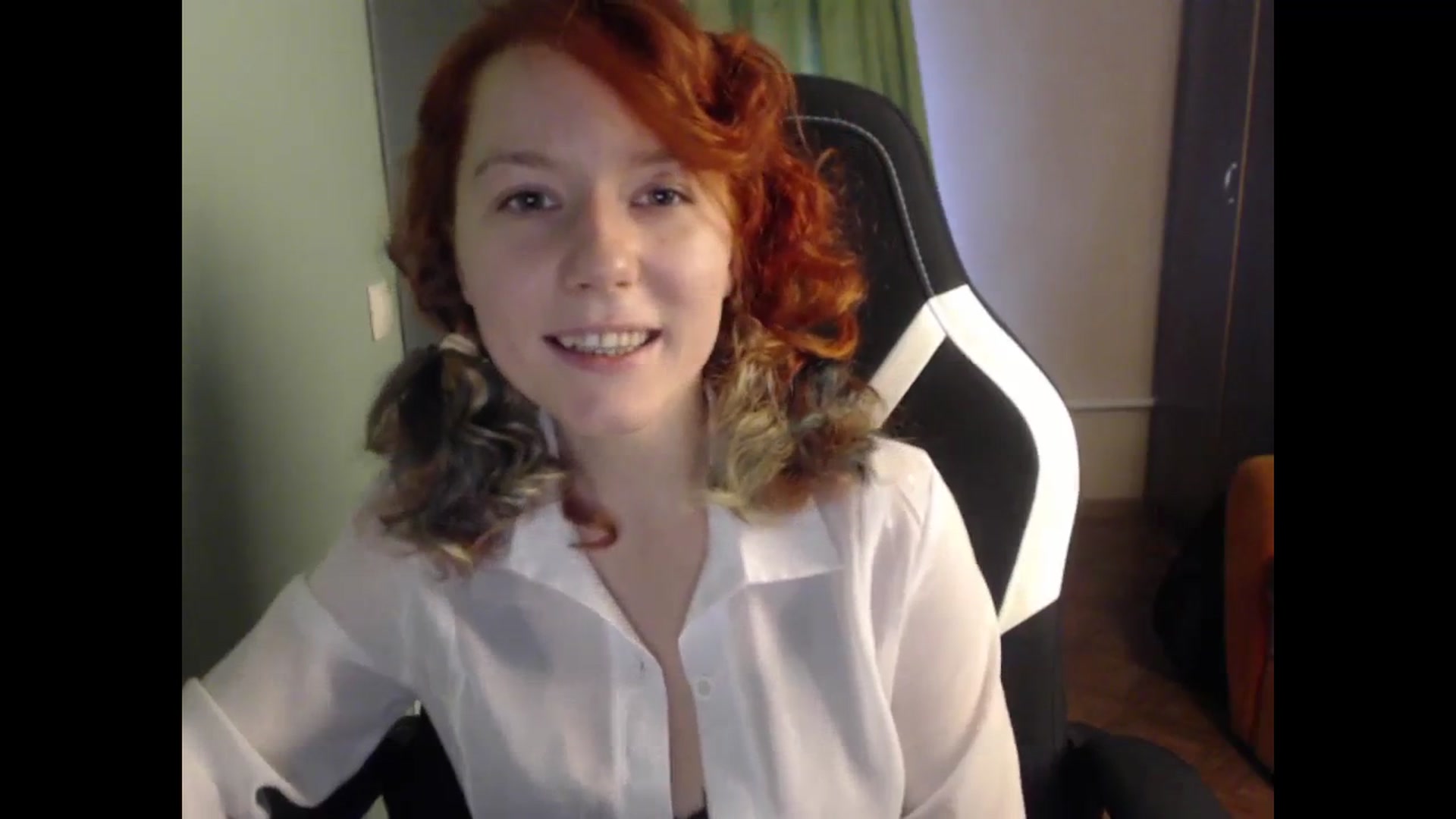Gallery image thumbnail from NikiFoks18's myfreecams stream on, 11/09/2023, 09:15 image 7 of 20