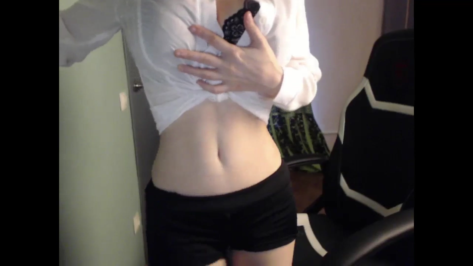 Gallery image thumbnail from NikiFoks18's myfreecams stream on, 11/09/2023, 09:15 image 18 of 20