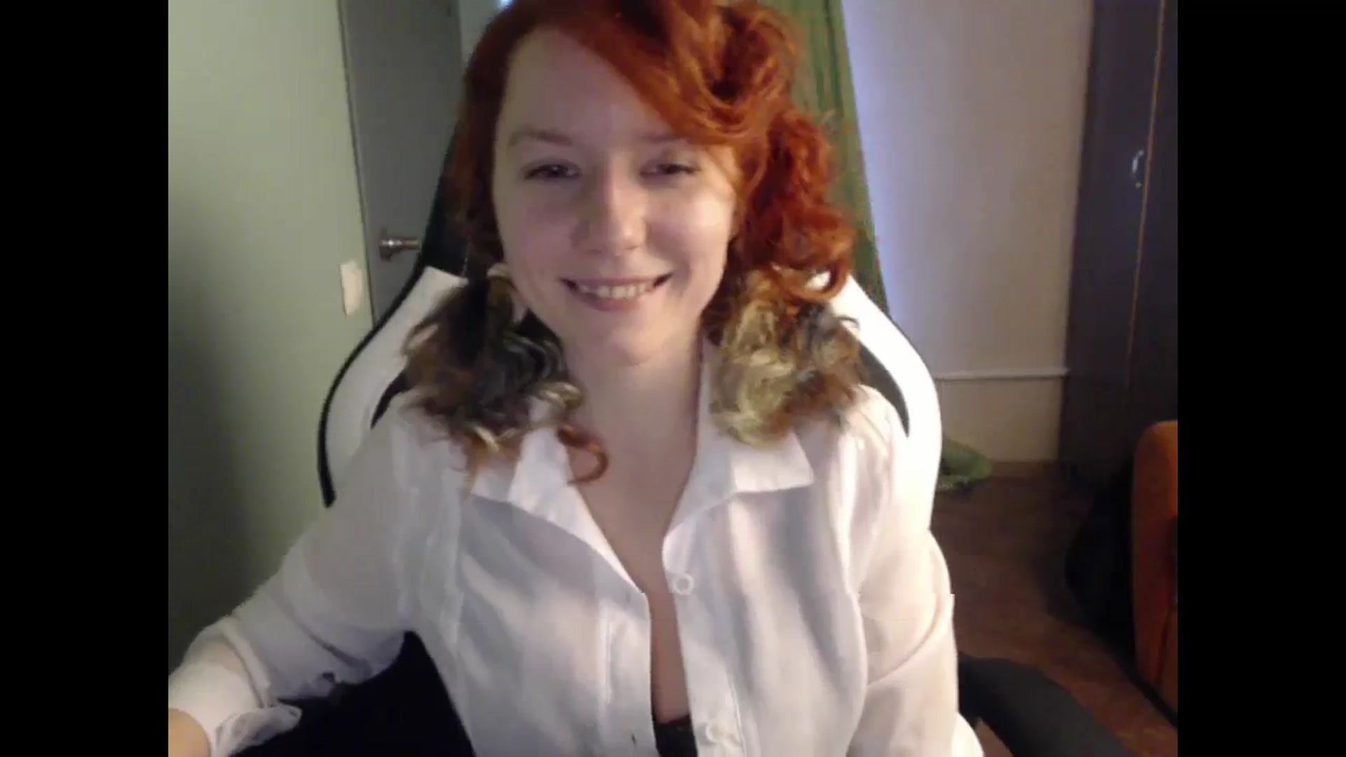 Gallery image thumbnail from NikiFoks18's myfreecams stream on, 11/09/2023, 09:15 image 11 of 20
