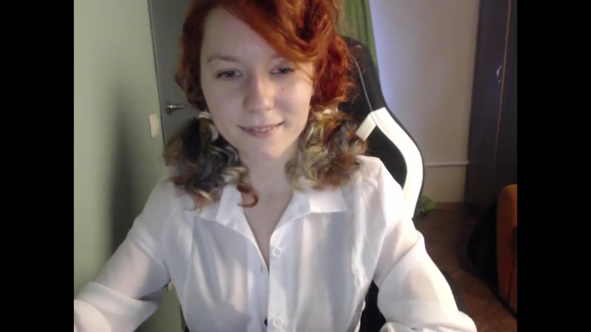 Gallery image thumbnail from NikiFoks18's myfreecams stream on, 11/09/2023, 09:15 image 13 of 20