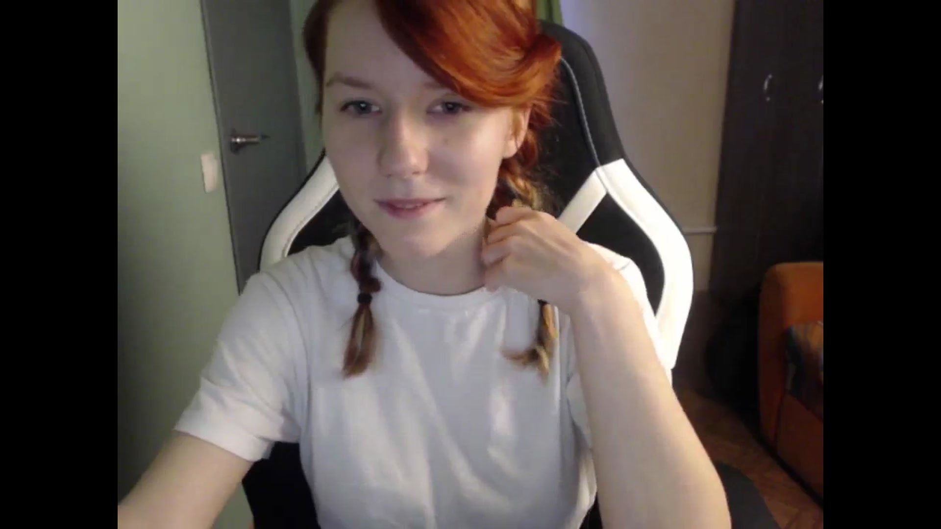 Gallery image thumbnail from NikiFoks18's myfreecams stream on, 11/14/2023, 09:51 image 20 of 20