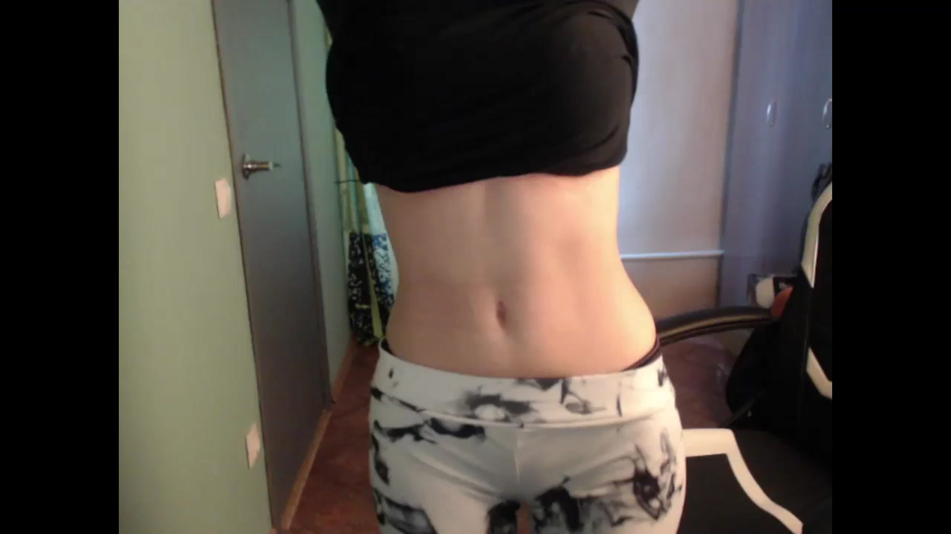 Gallery image thumbnail from NikiFoks18's myfreecams stream on, 11/24/2023, 08:19 image 8 of 20