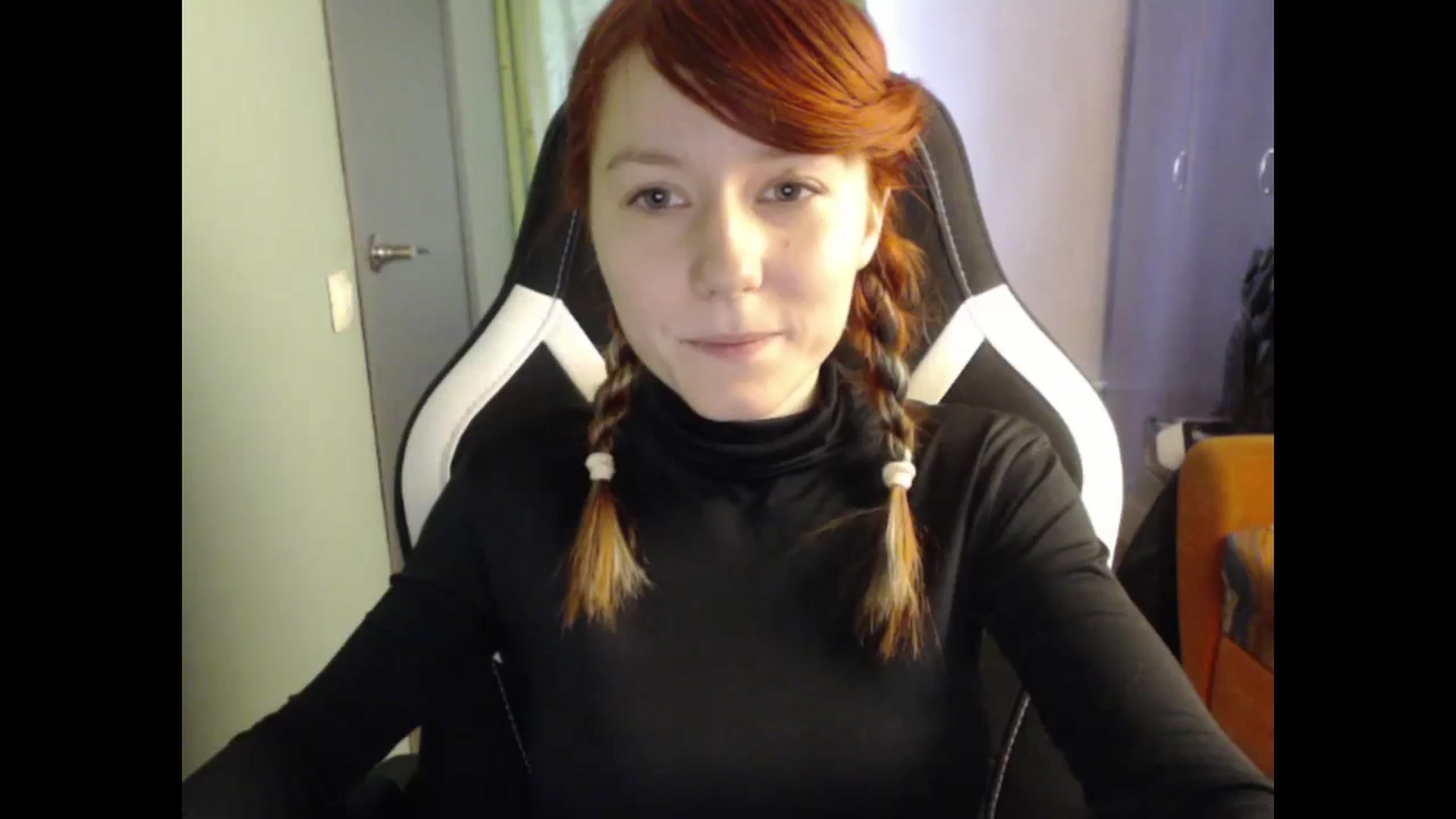 Gallery image thumbnail from NikiFoks18's myfreecams stream on, 11/24/2023, 08:19 image 1 of 20