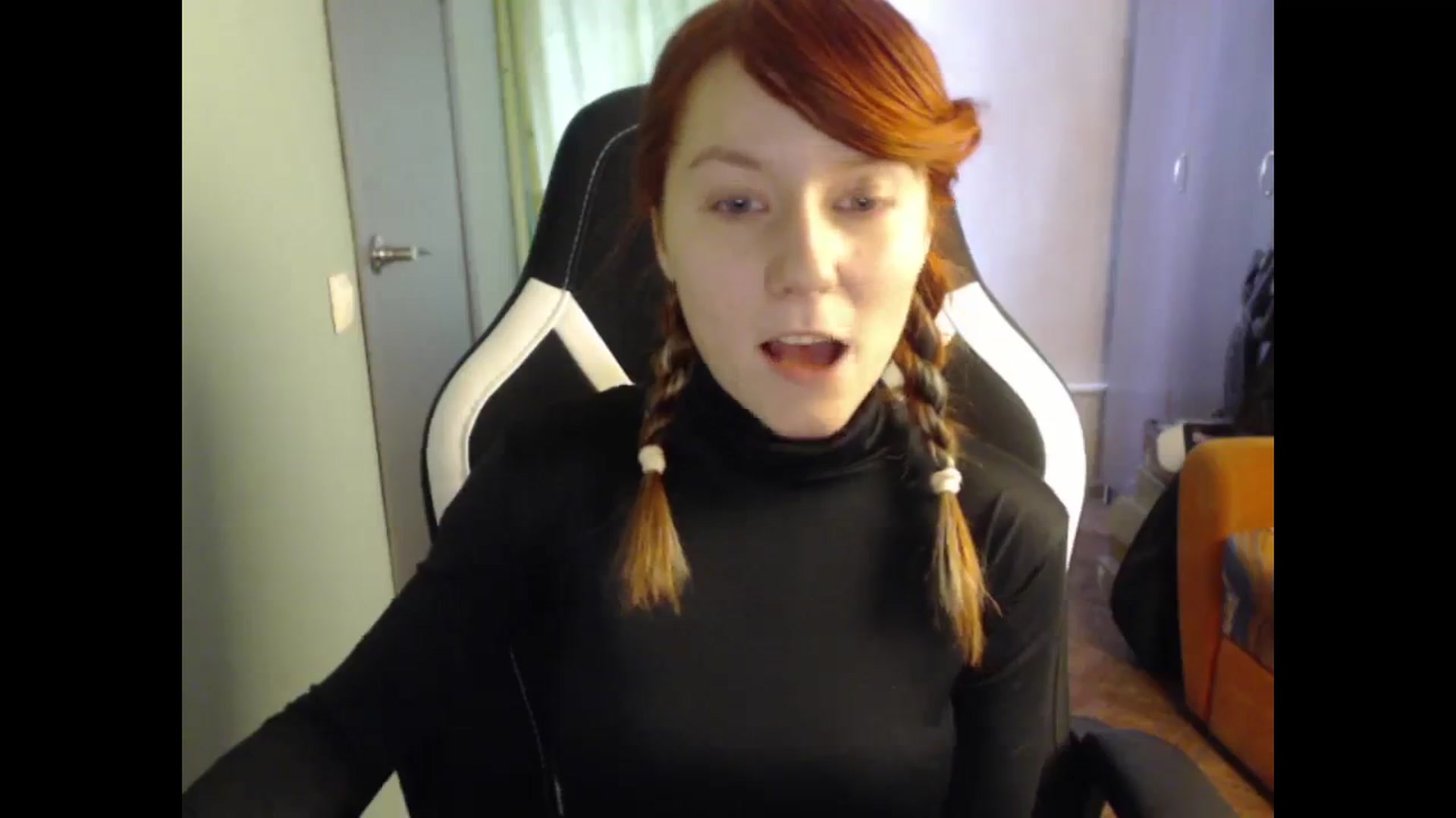 Gallery image thumbnail from NikiFoks18's myfreecams stream on, 11/24/2023, 08:19 image 16 of 20