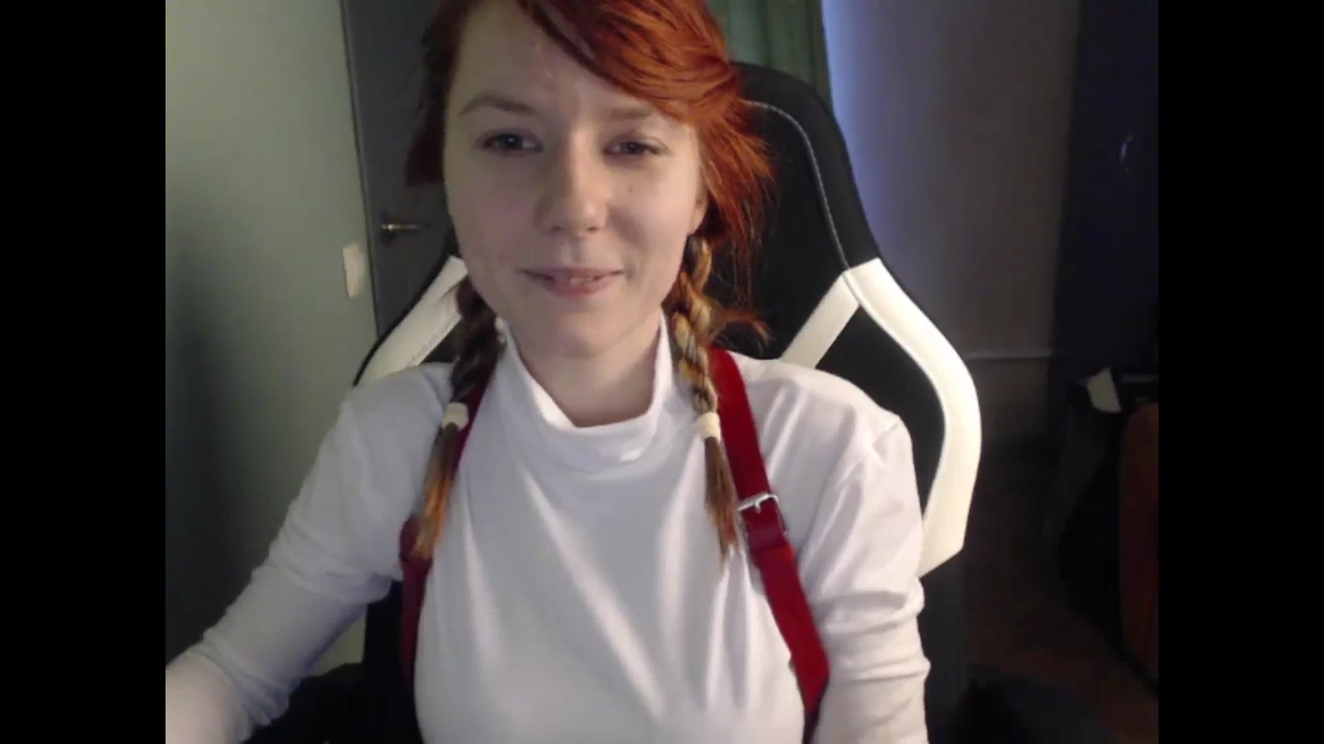 Gallery image thumbnail from NikiFoks18's myfreecams stream on, 11/26/2023, 10:23 image 6 of 20