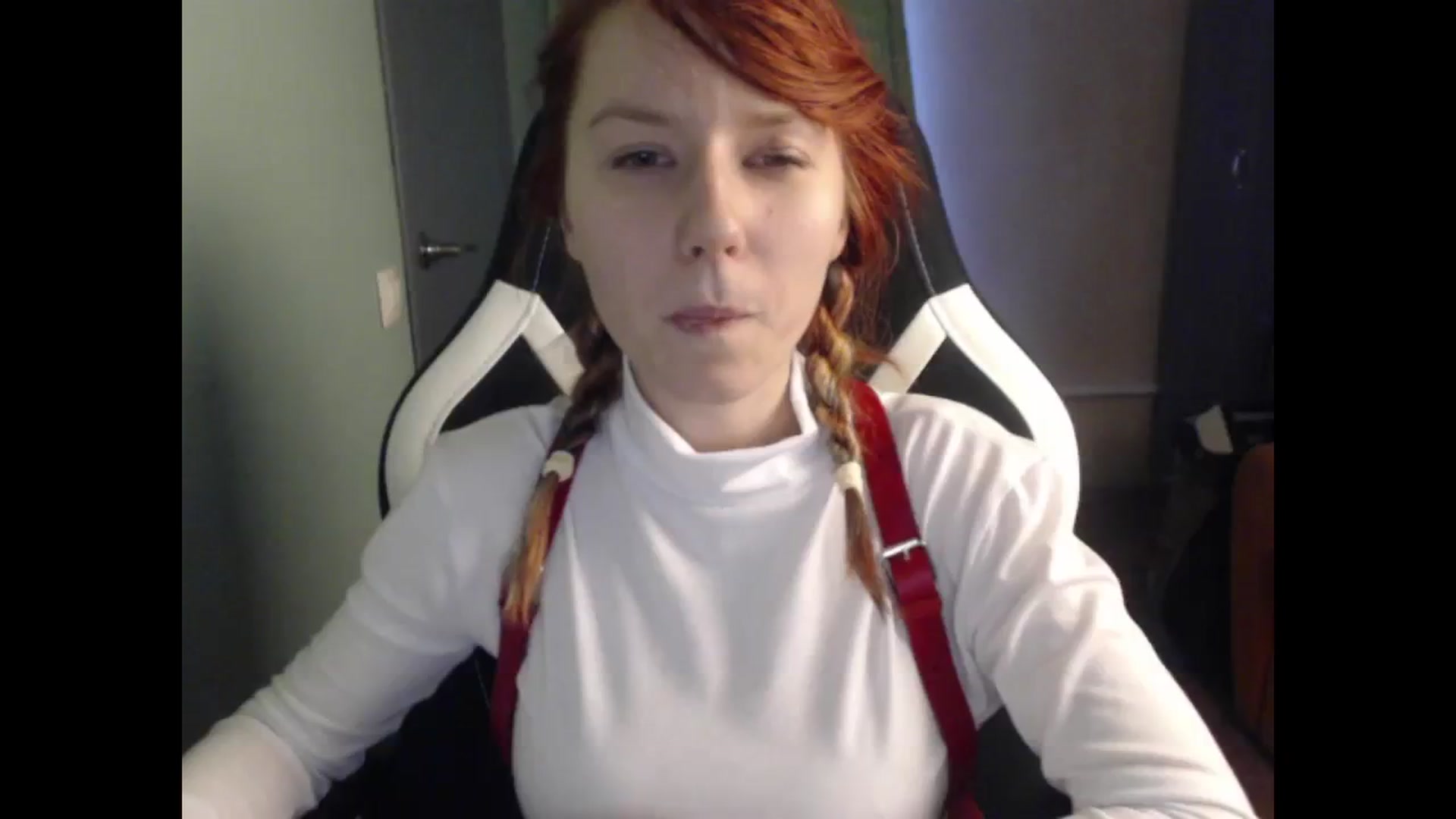 Gallery image thumbnail from NikiFoks18's myfreecams stream on, 11/26/2023, 10:23 image 1 of 20