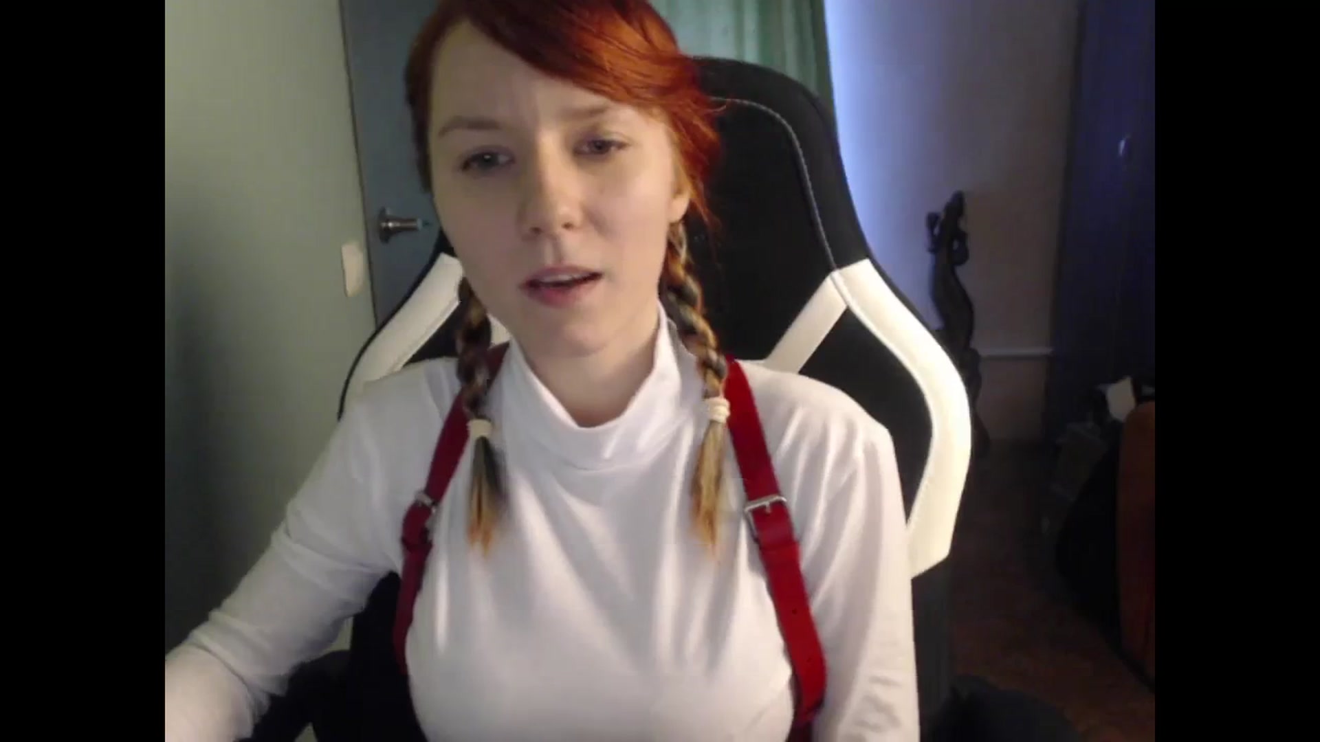 Gallery image thumbnail from NikiFoks18's myfreecams stream on, 11/27/2023, 09:49 image 9 of 20