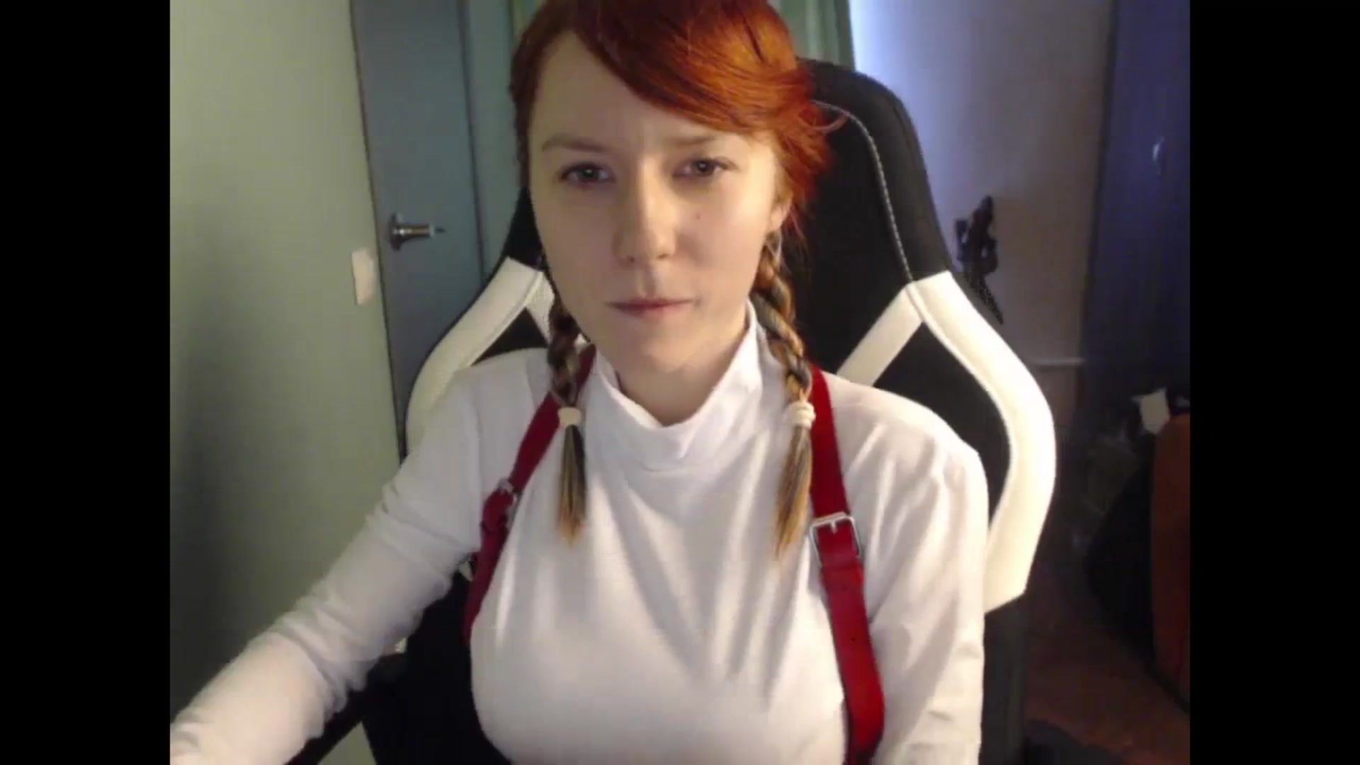 Gallery image thumbnail from NikiFoks18's myfreecams stream on, 11/27/2023, 09:49 image 4 of 20