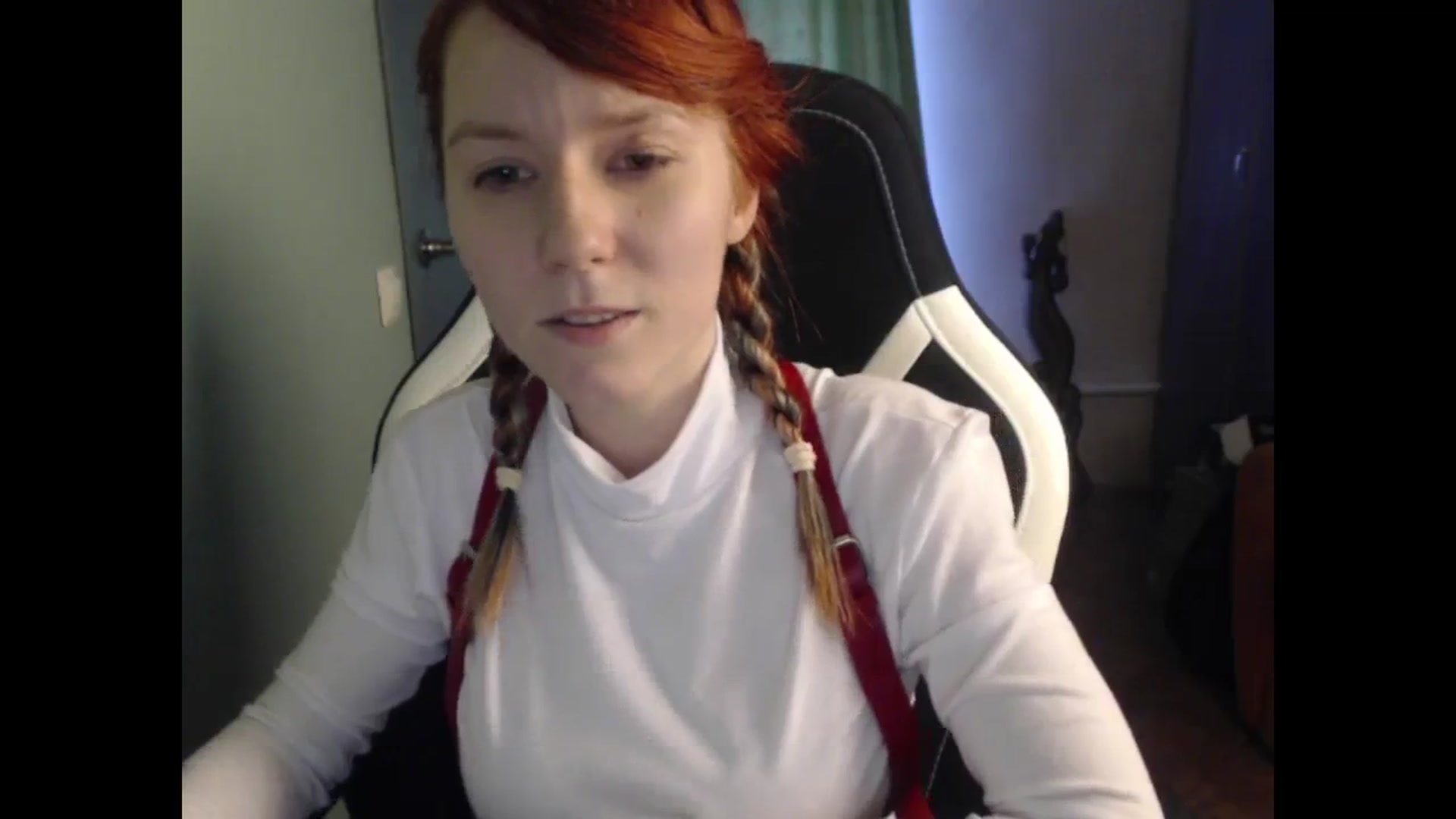 Gallery image thumbnail from NikiFoks18's myfreecams stream on, 11/27/2023, 09:49 image 17 of 20