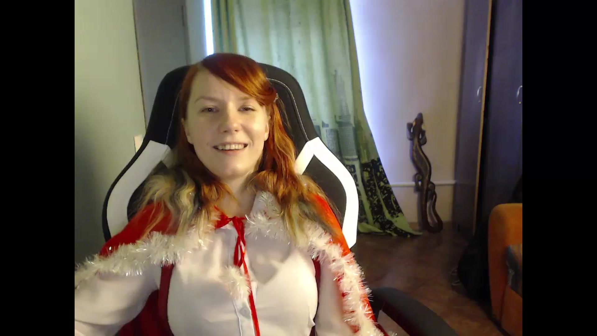 Gallery image thumbnail from NikiFoks18's myfreecams stream on, 12/15/2023, 08:06 image 9 of 20
