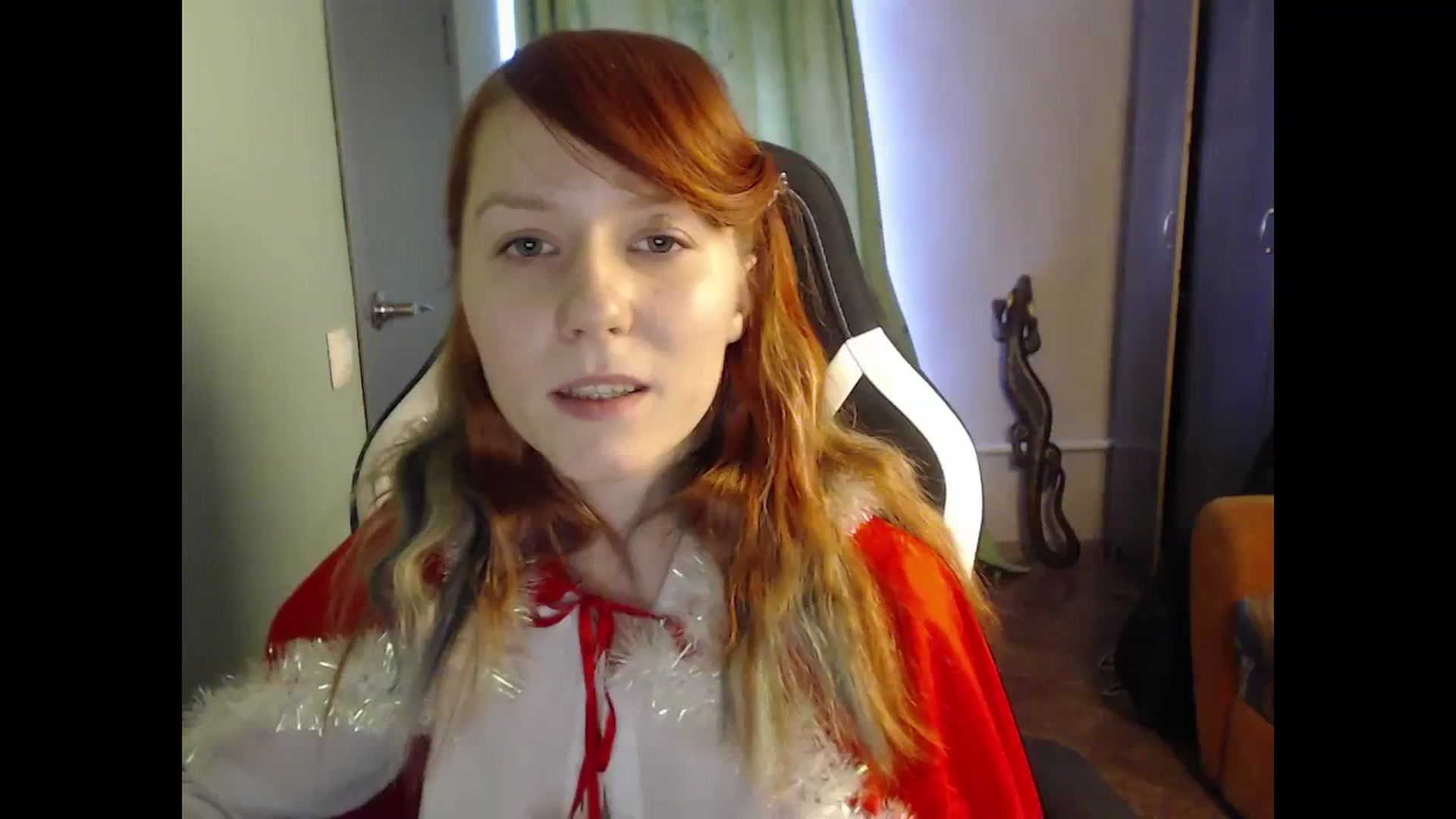 Gallery image thumbnail from NikiFoks18's myfreecams stream on, 12/15/2023, 08:06 image 17 of 20