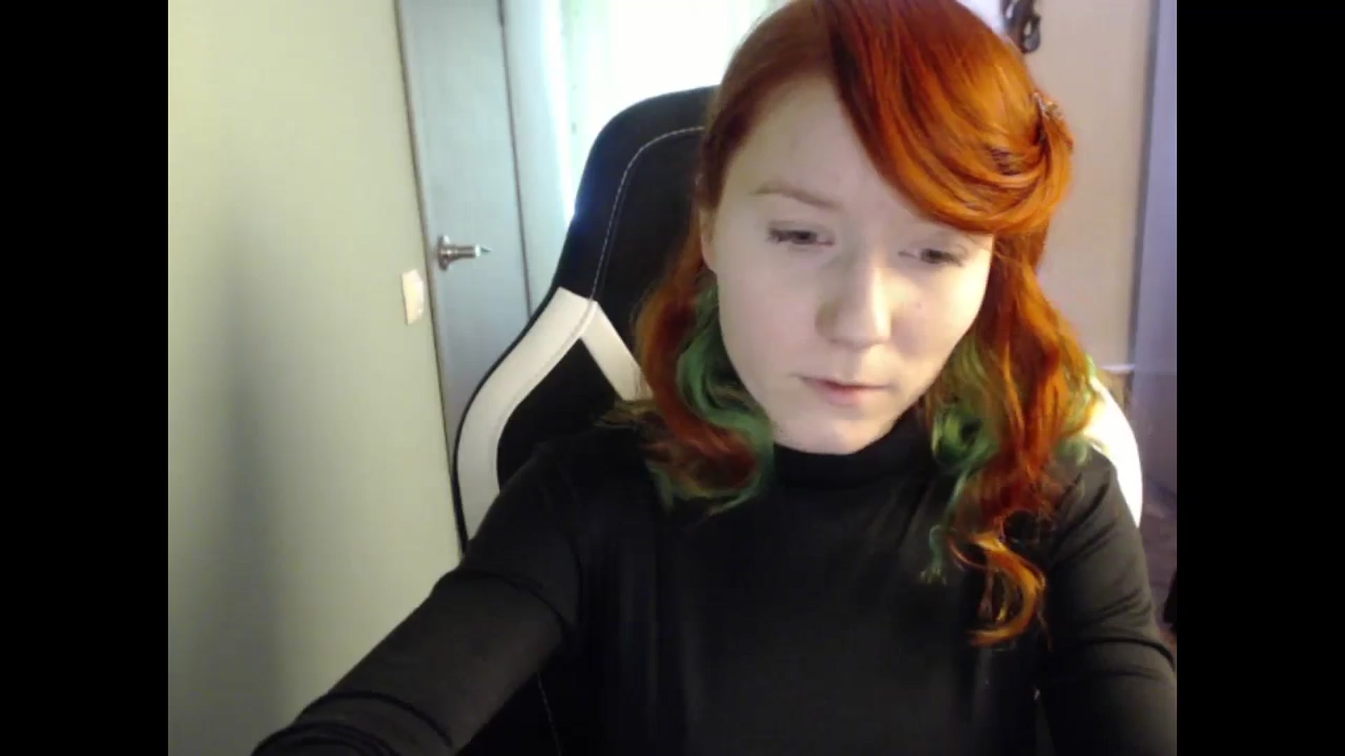 Gallery image thumbnail from NikiFoks18's myfreecams stream on, 03/04/2024, 10:09 image 17 of 20