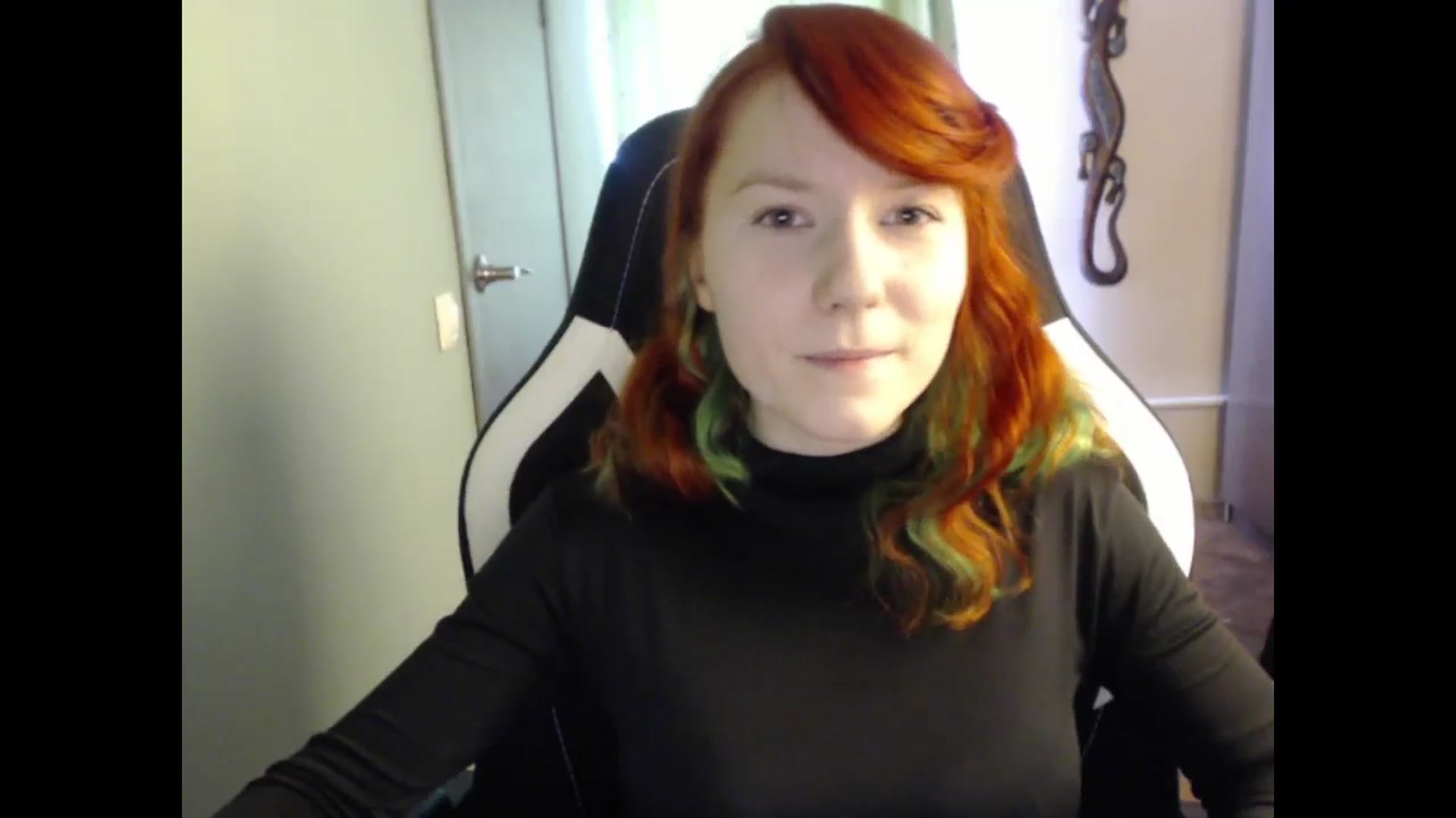 Gallery image thumbnail from NikiFoks18's myfreecams stream on, 03/04/2024, 10:09 image 6 of 20