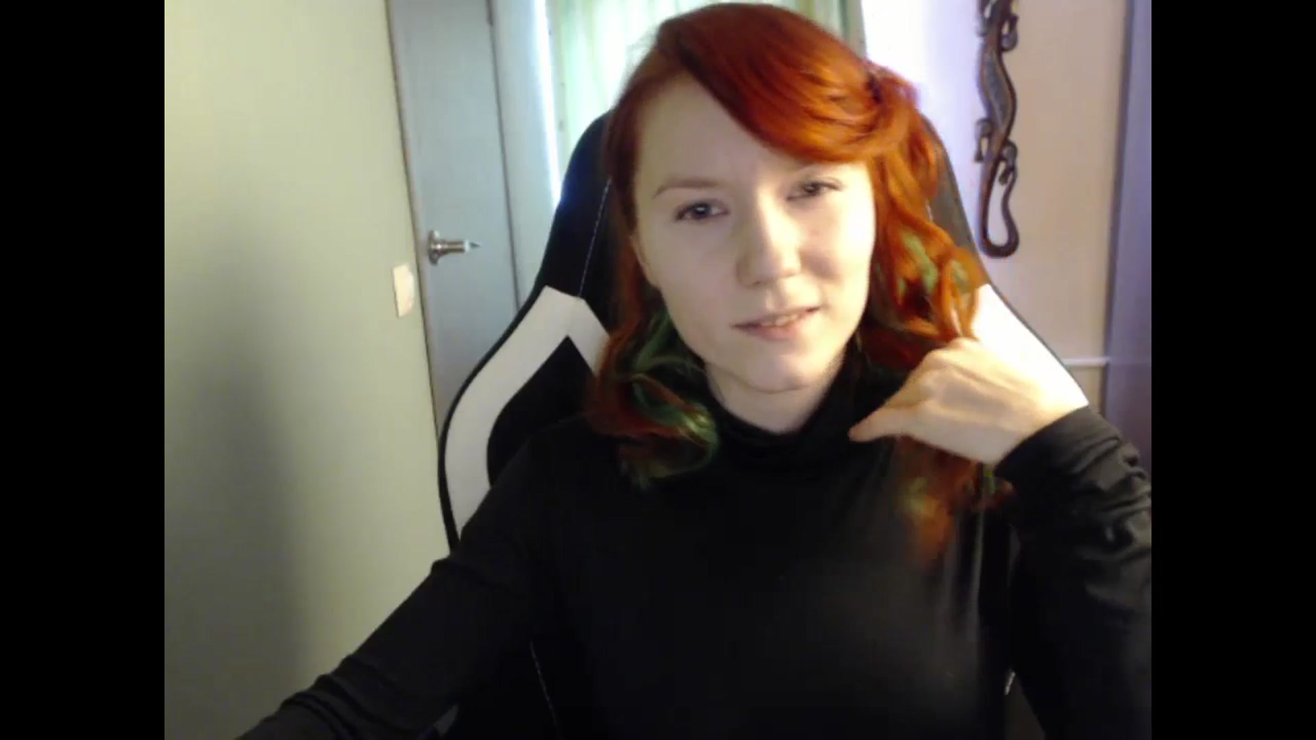 Gallery image thumbnail from NikiFoks18's myfreecams stream on, 03/04/2024, 11:51 image 9 of 20