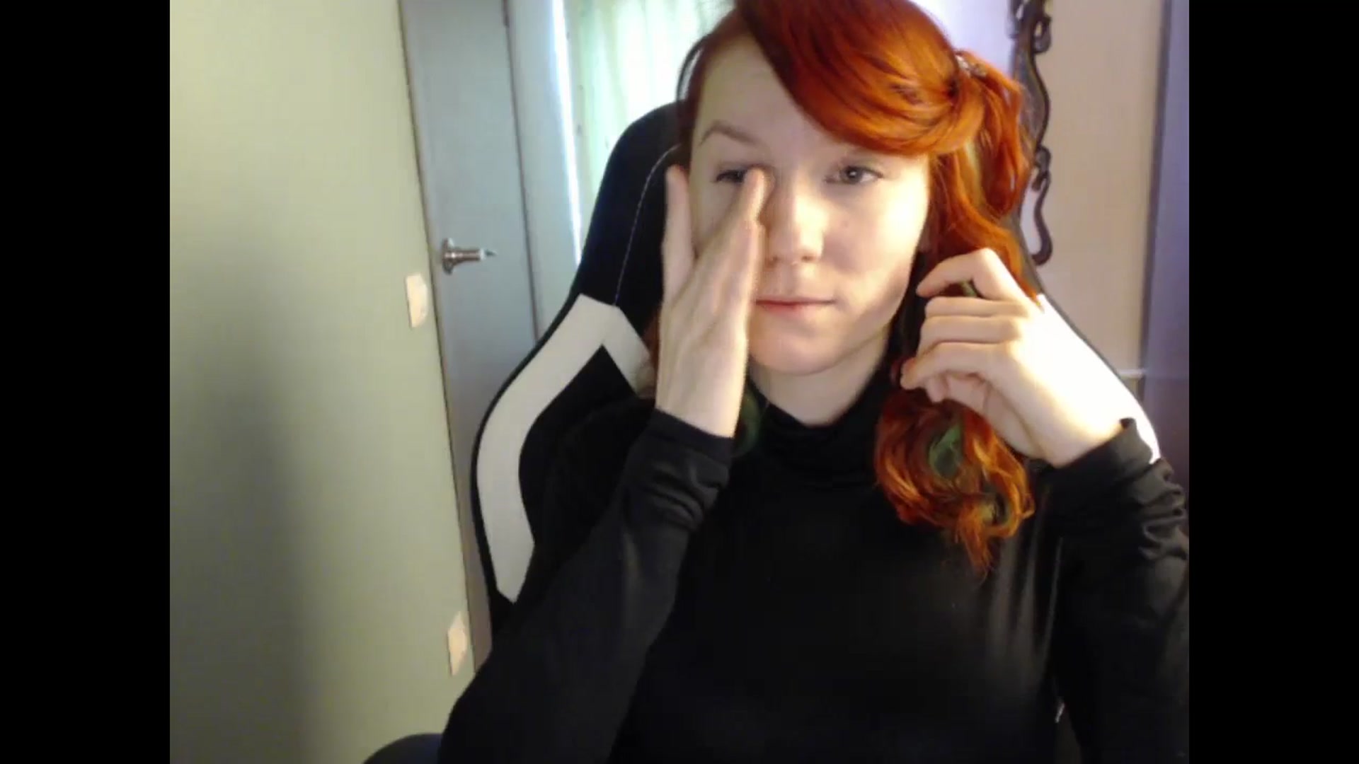 Gallery image thumbnail from NikiFoks18's myfreecams stream on, 03/04/2024, 11:51 image 16 of 20
