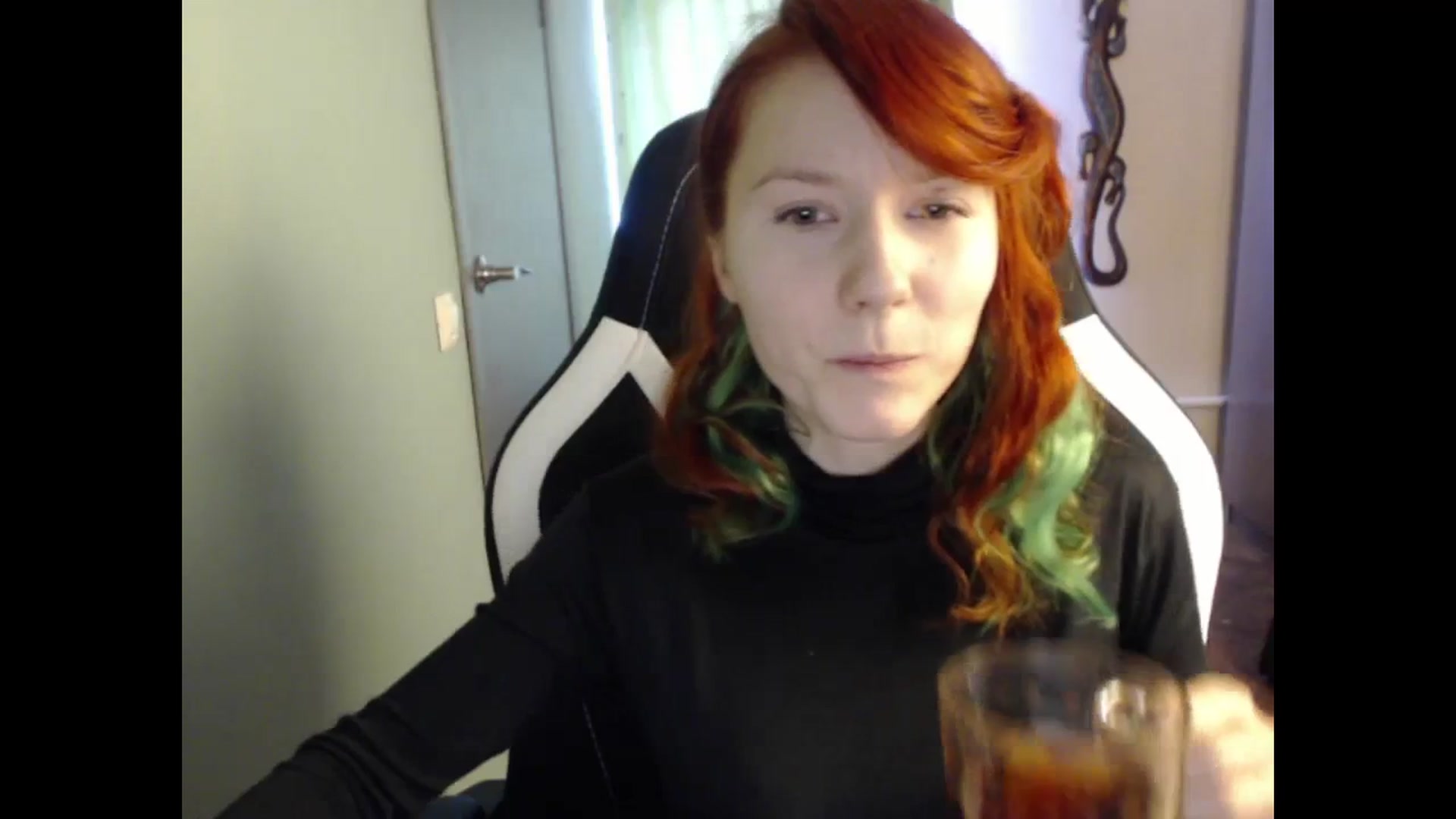 Gallery image thumbnail from NikiFoks18's myfreecams stream on, 03/04/2024, 11:51 image 7 of 20