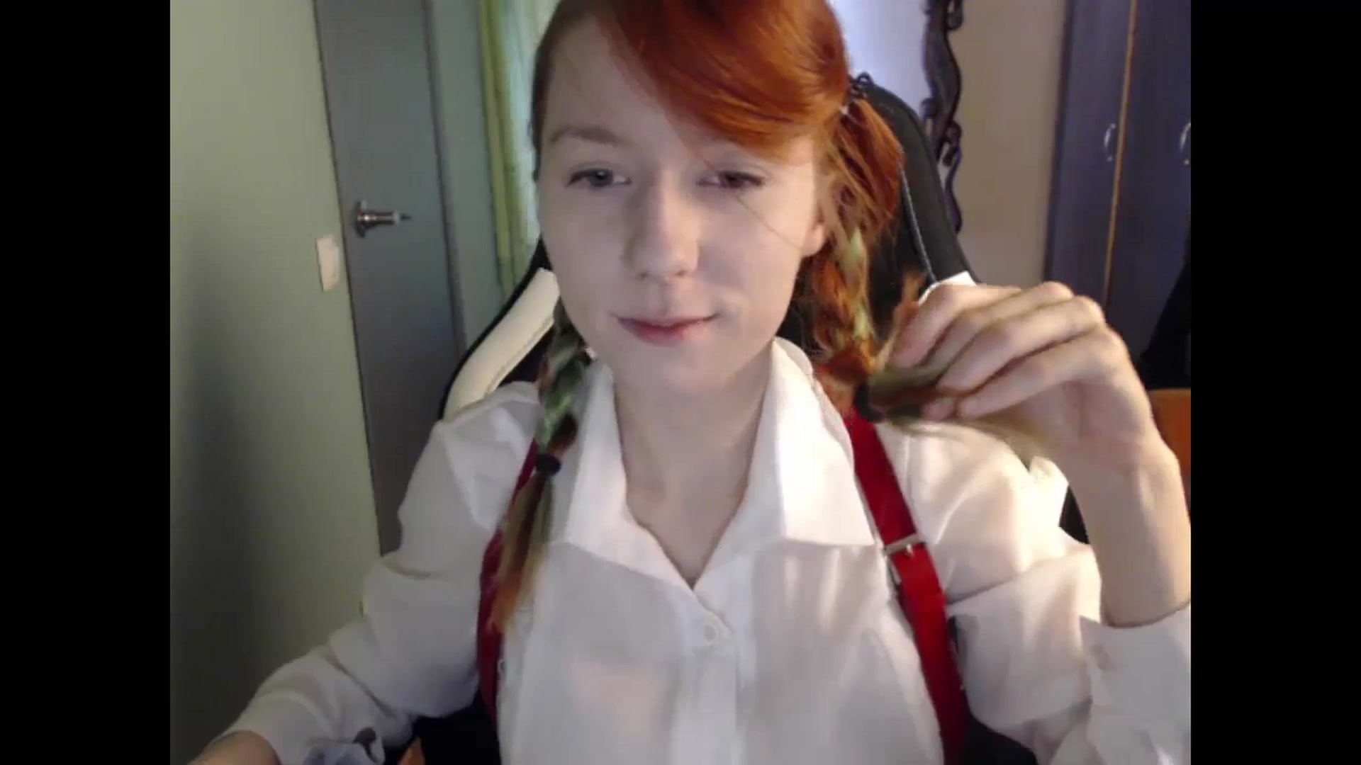 Gallery image thumbnail from NikiFoks18's myfreecams stream on, 04/25/2024, 08:29 image 10 of 20