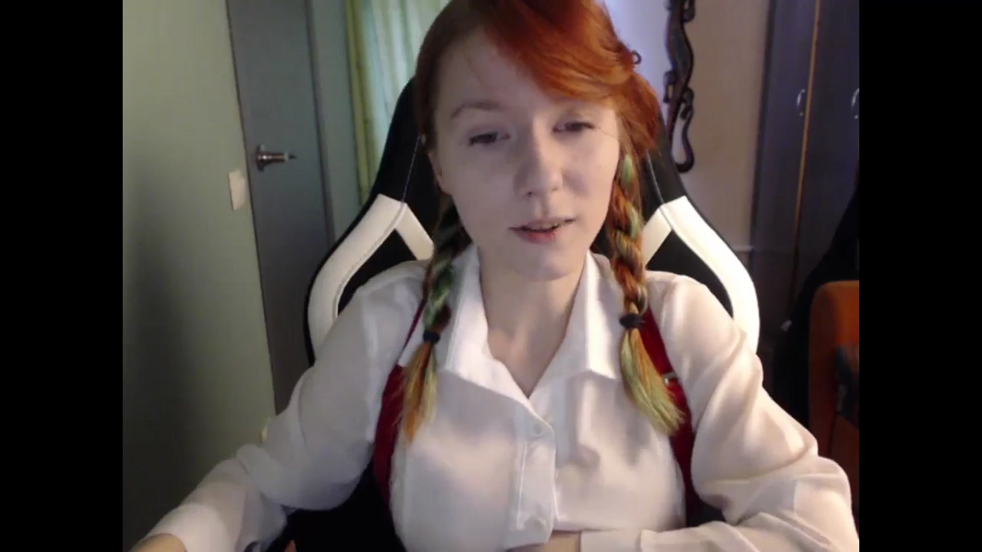 Gallery image thumbnail from NikiFoks18's myfreecams stream on, 04/25/2024, 08:29 image 19 of 20