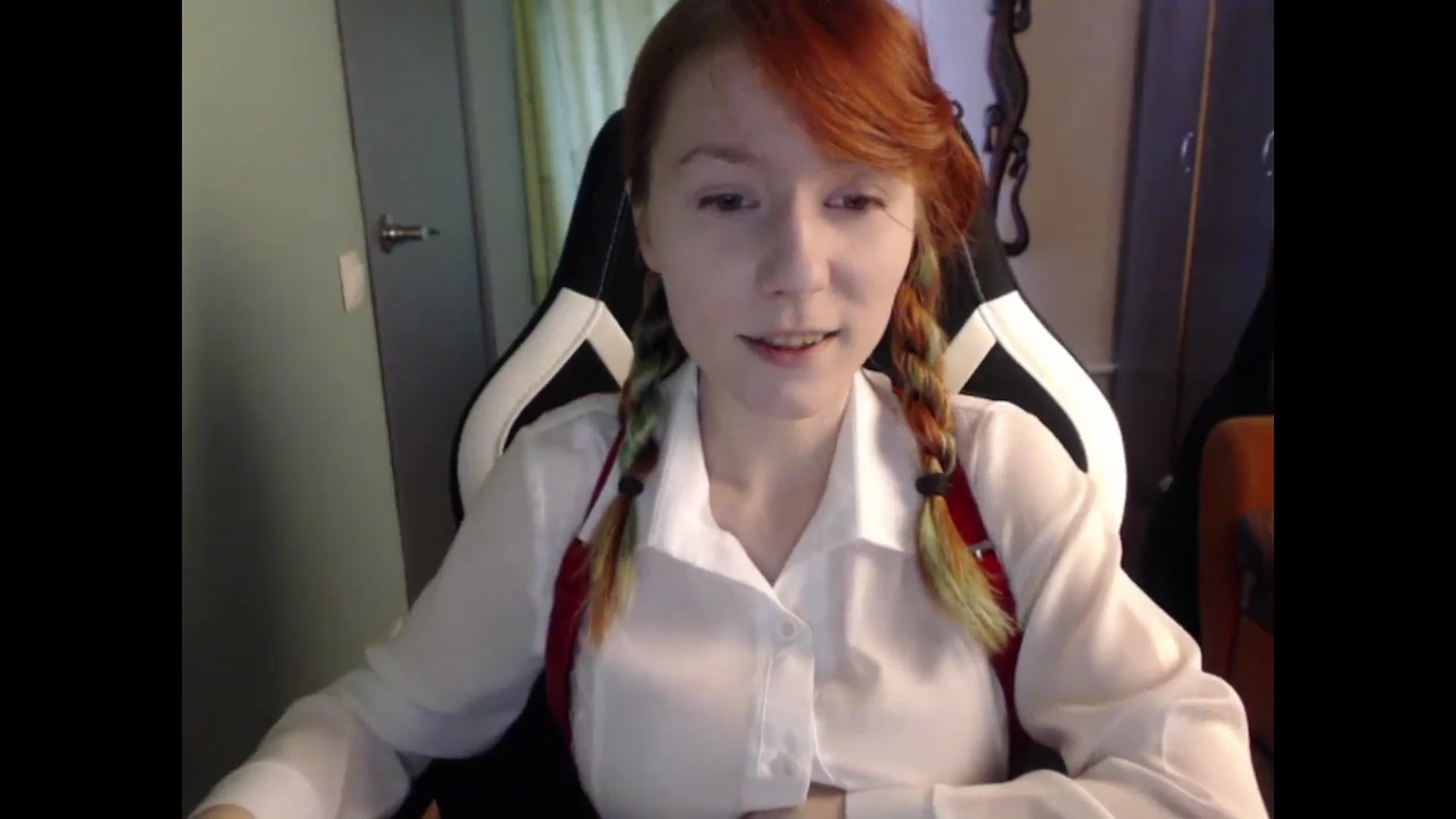Gallery image thumbnail from NikiFoks18's myfreecams stream on, 04/25/2024, 08:29 image 18 of 20