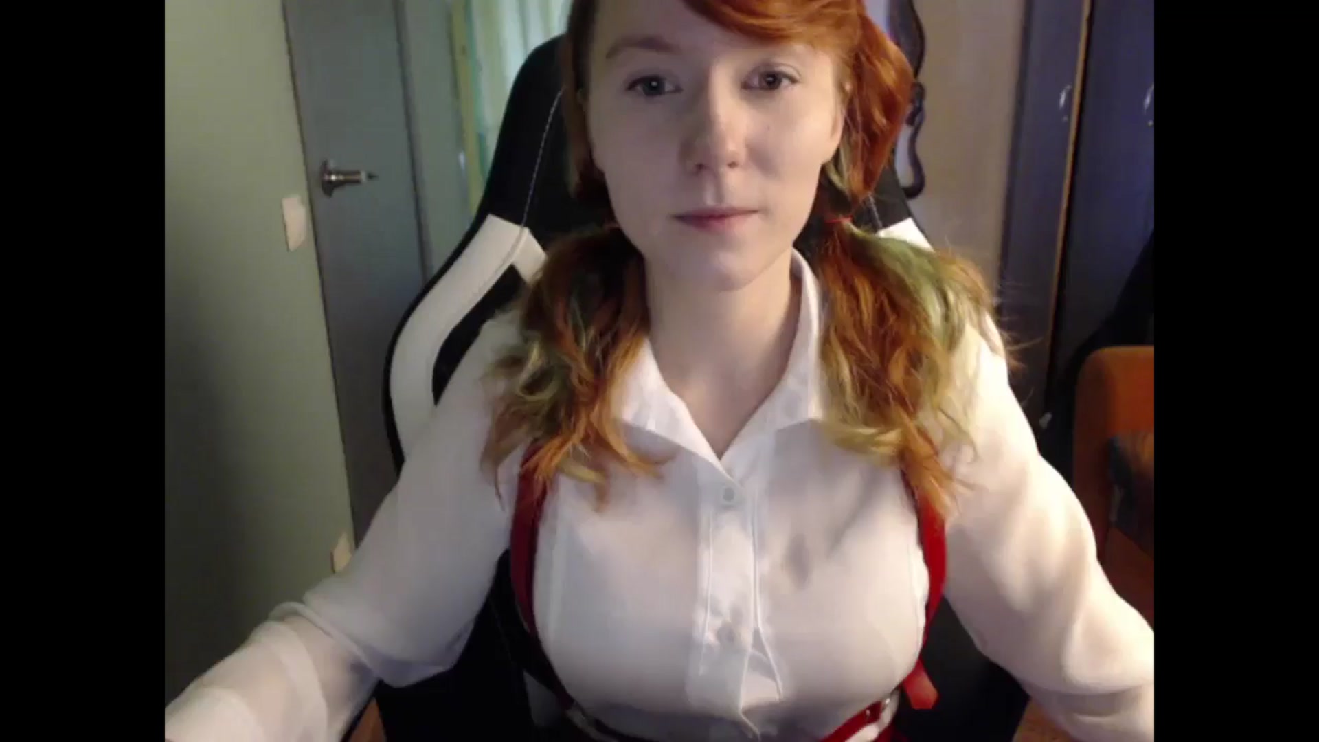 Gallery image thumbnail from NikiFoks18's myfreecams stream on, 05/09/2024, 09:58 image 2 of 20