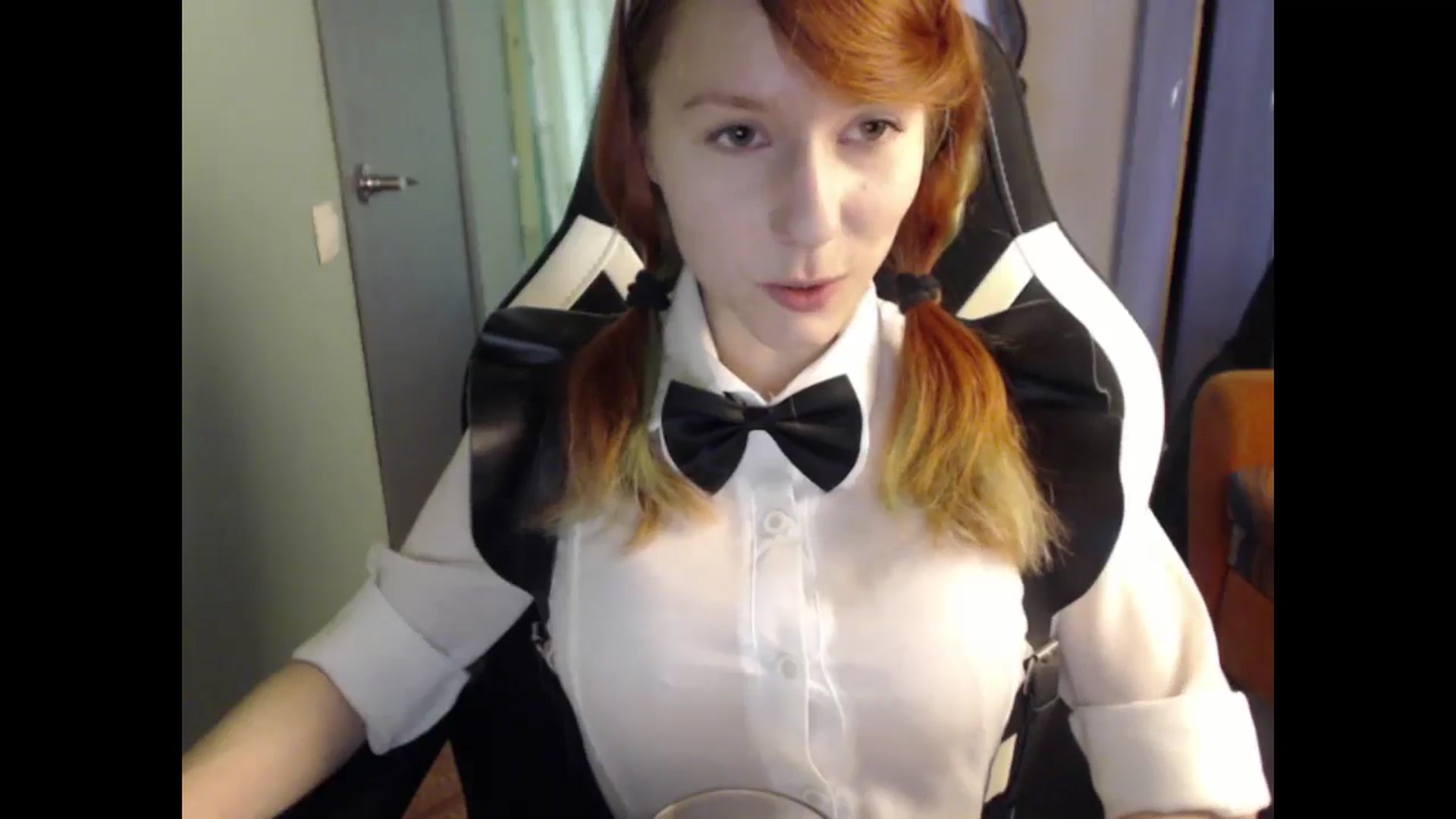 Gallery image thumbnail from NikiFoks18's myfreecams stream on, 05/13/2024, 11:13 image 8 of 20