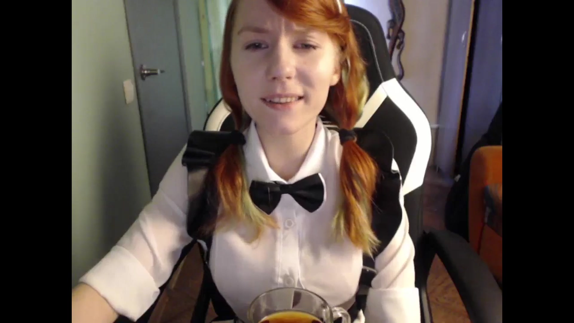 Gallery image thumbnail from NikiFoks18's myfreecams stream on, 05/13/2024, 11:13 image 18 of 20