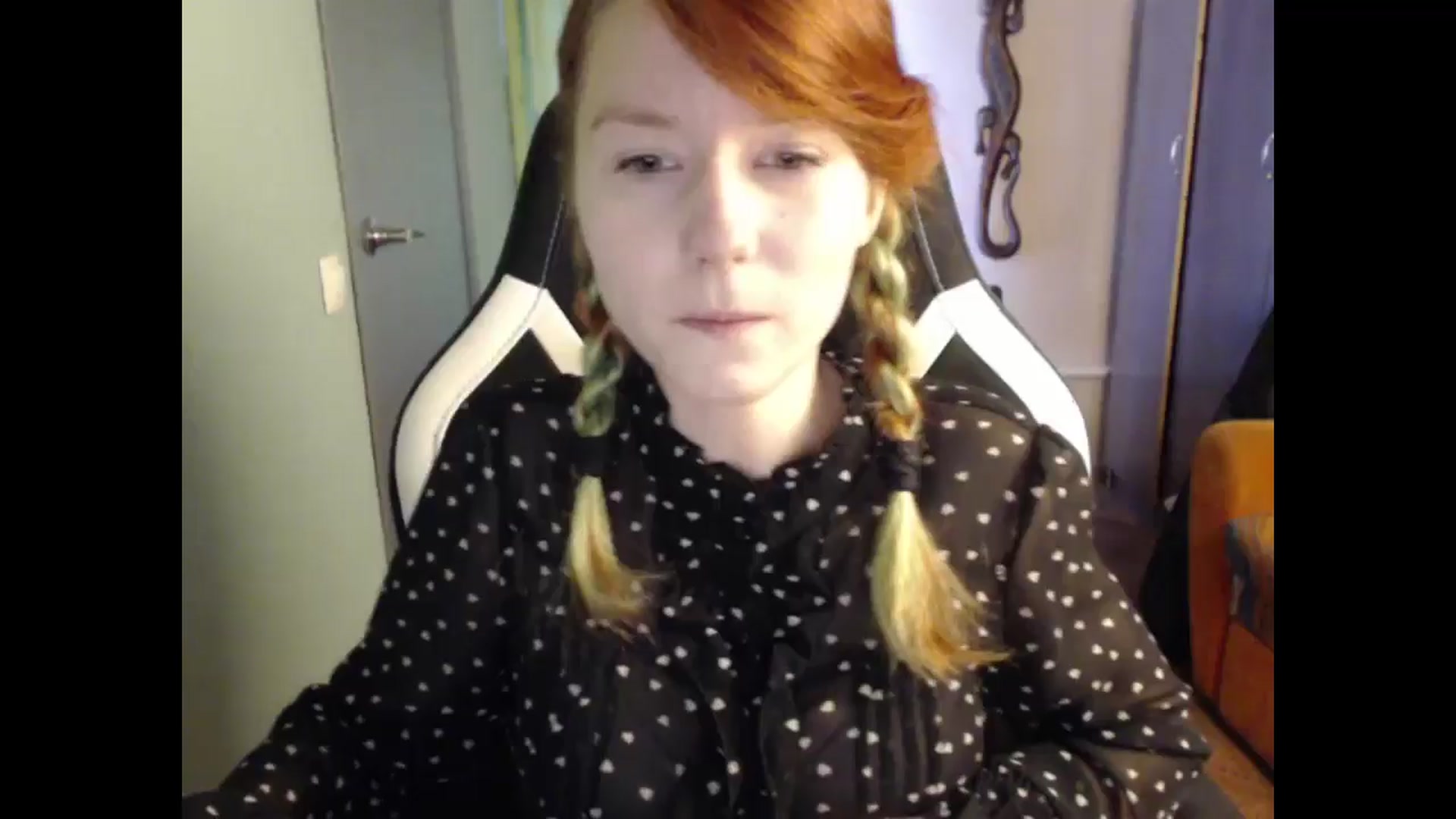 Gallery image thumbnail from NikiFoks18's myfreecams stream on, 05/14/2024, 08:57 image 3 of 20