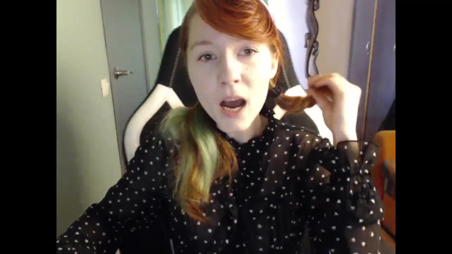 Gallery image thumbnail from NikiFoks18's myfreecams stream on, 05/15/2024, 09:56 image 11 of 20