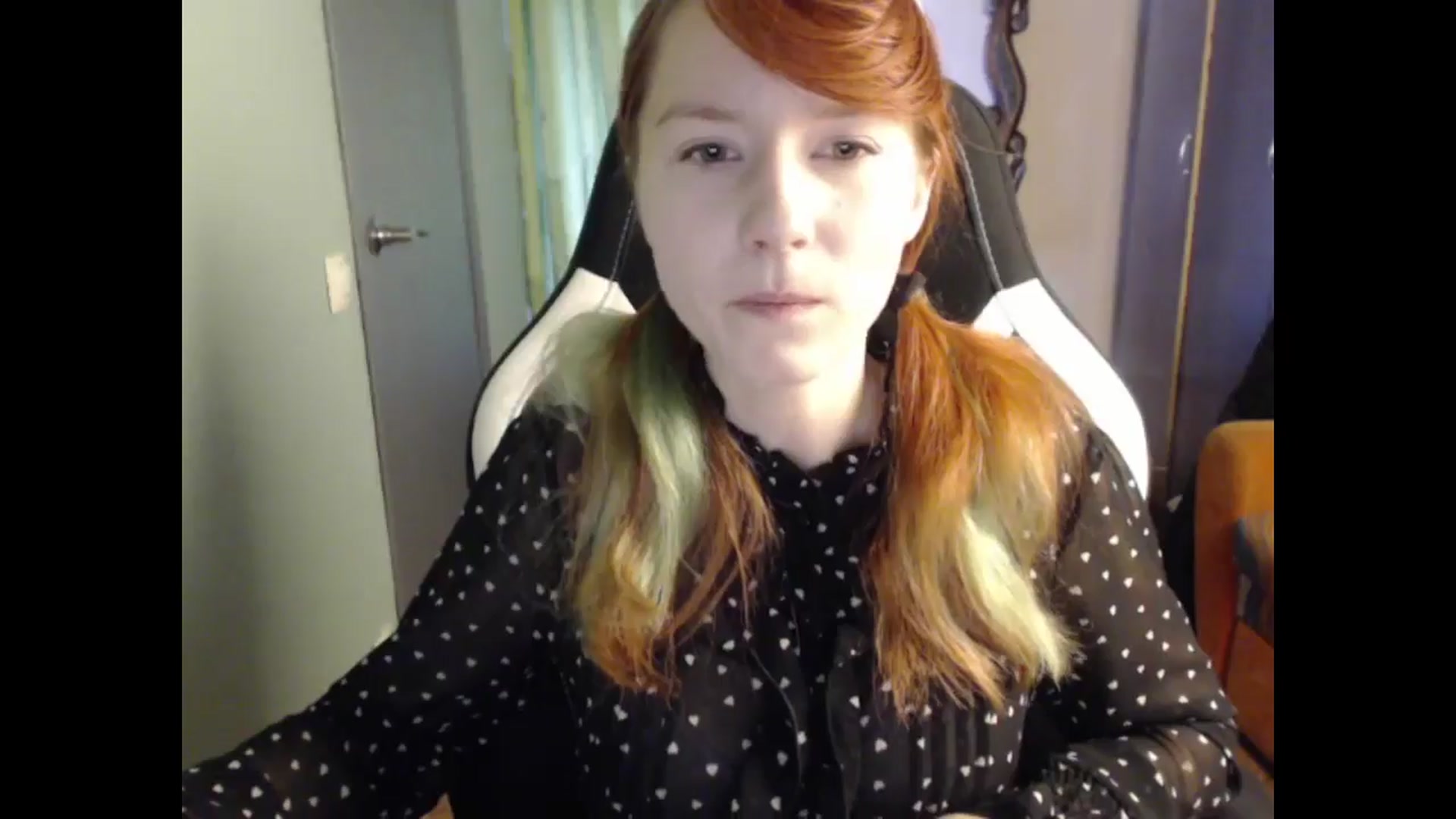 Gallery image thumbnail from NikiFoks18's myfreecams stream on, 05/15/2024, 09:56 image 6 of 20
