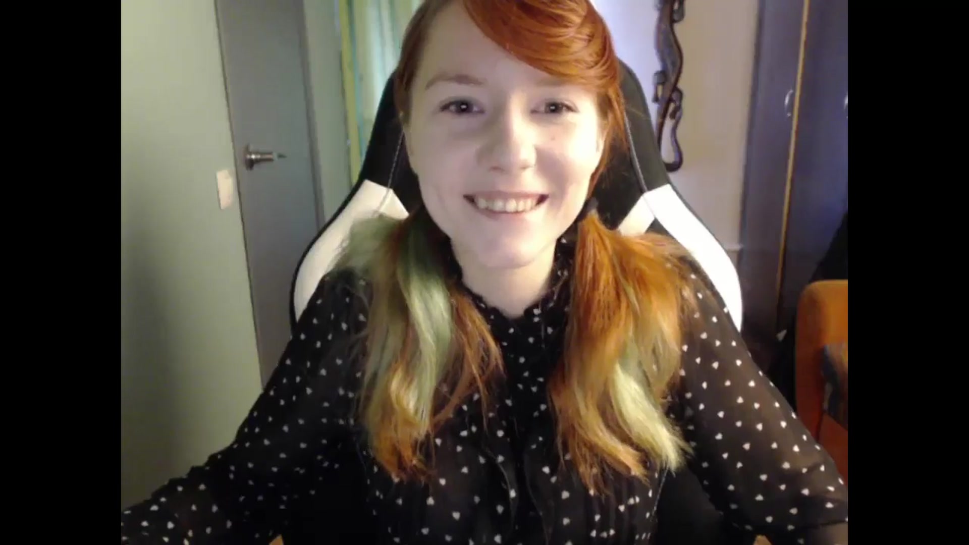 Gallery image thumbnail from NikiFoks18's myfreecams stream on, 05/15/2024, 09:56 image 5 of 20