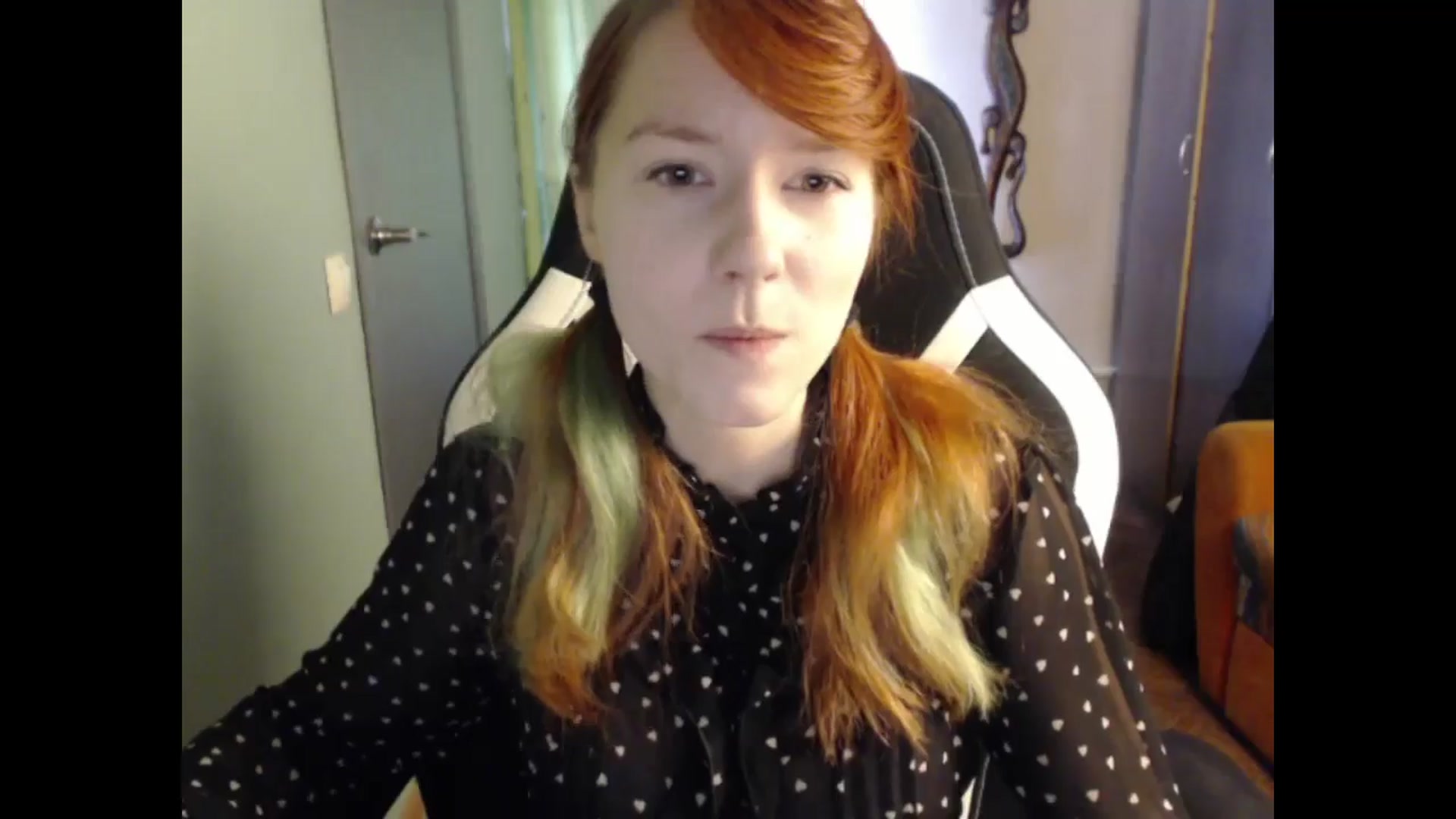 Gallery image thumbnail from NikiFoks18's myfreecams stream on, 05/15/2024, 09:56 image 2 of 20