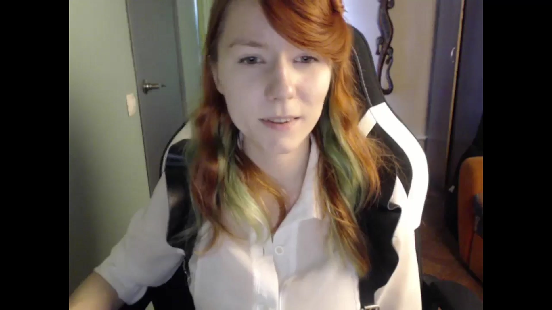 Gallery image thumbnail from NikiFoks18's myfreecams stream on, 05/16/2024, 09:34 image 4 of 20
