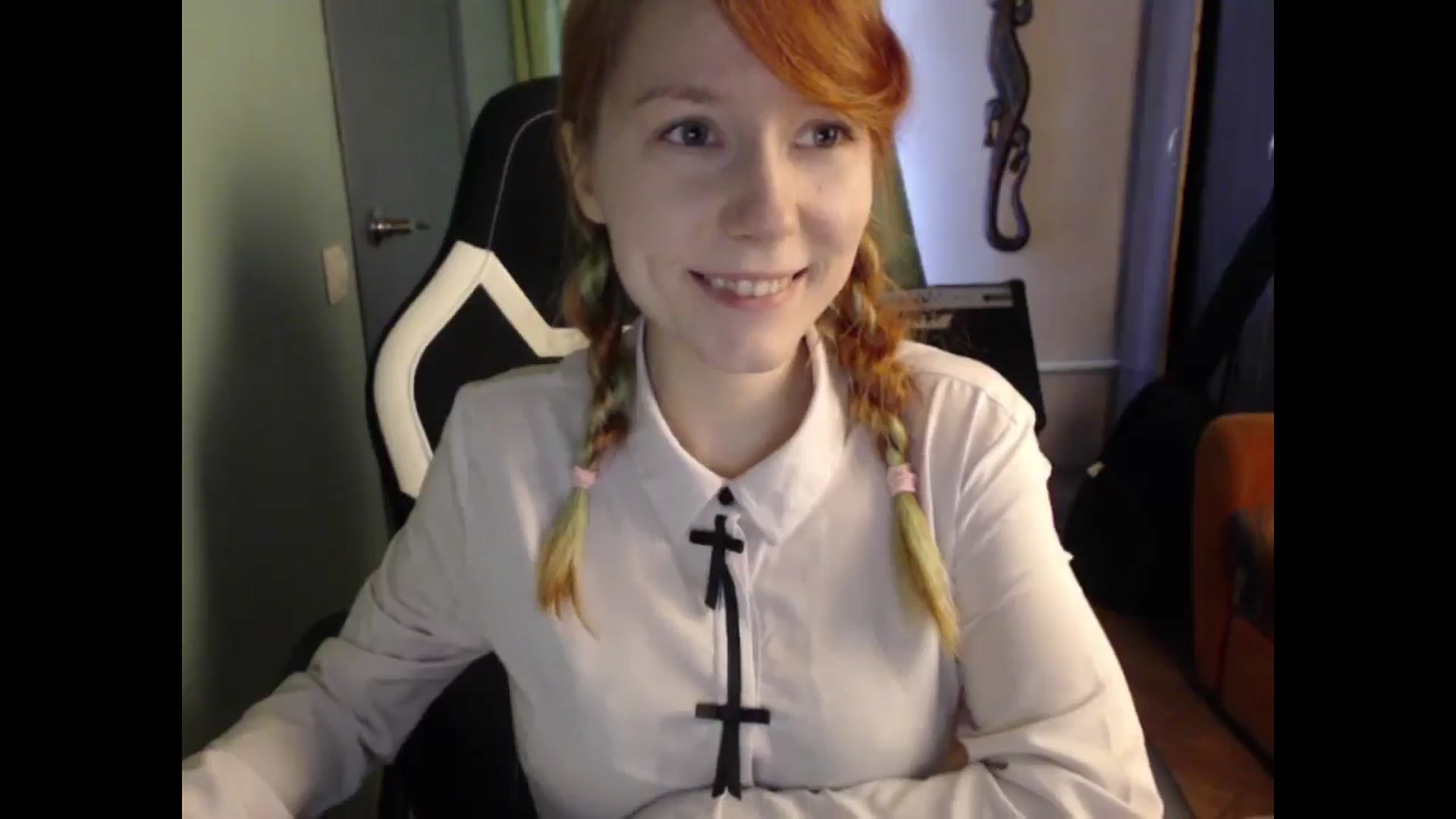 Gallery image thumbnail from NikiFoks18's myfreecams stream on, 05/23/2024, 09:24 image 2 of 20