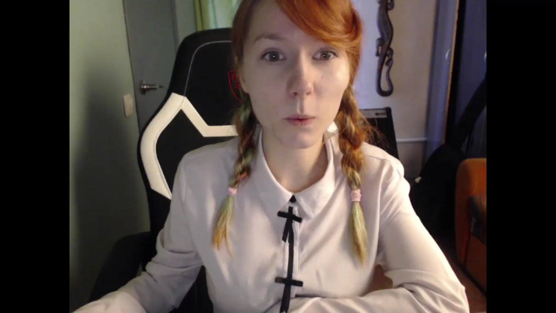 Gallery image thumbnail from NikiFoks18's myfreecams stream on, 05/23/2024, 09:24 image 4 of 20