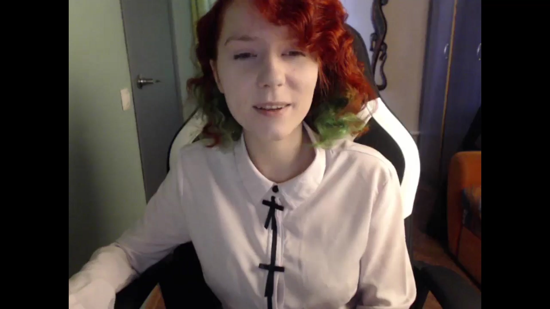 Gallery image thumbnail from NikiFoks18's myfreecams stream on, 05/24/2024, 09:17 image 8 of 20