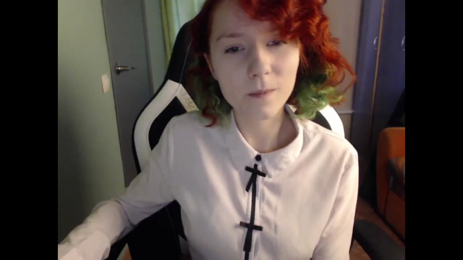 Gallery image thumbnail from NikiFoks18's myfreecams stream on, 05/24/2024, 09:17 image 7 of 20