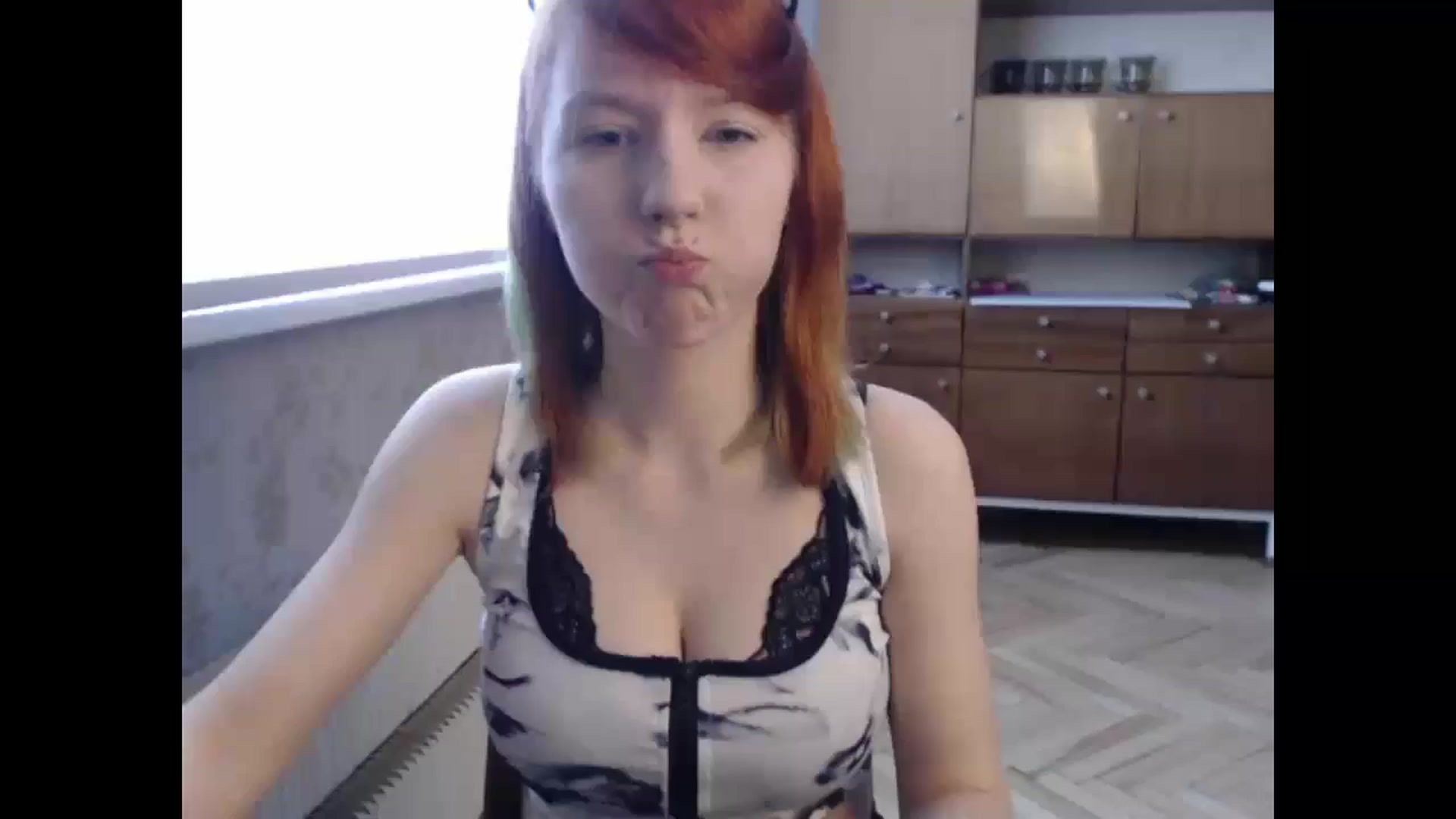 Gallery image thumbnail from NikiFoks18's myfreecams stream on, 06/14/2024, 09:05 image 9 of 20
