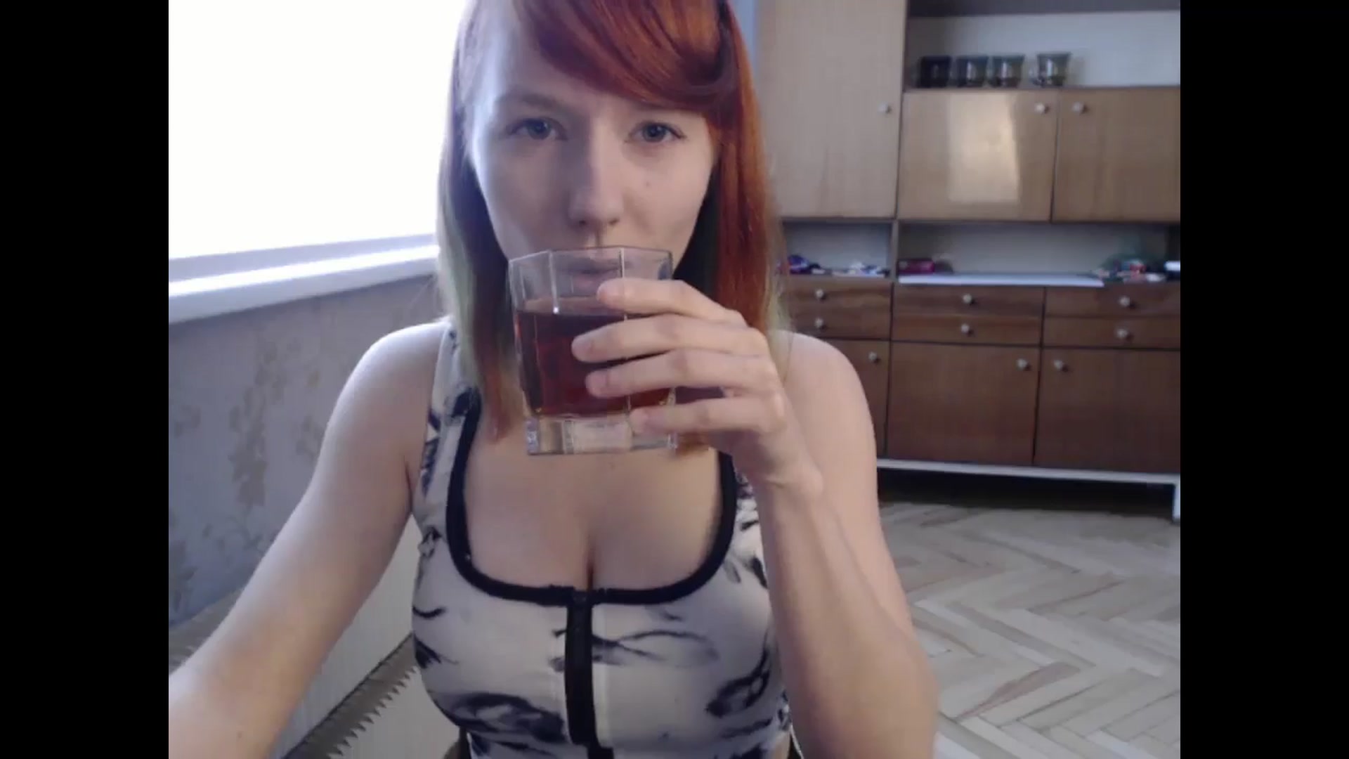 Gallery image thumbnail from NikiFoks18's myfreecams stream on, 06/14/2024, 10:33 image 10 of 20