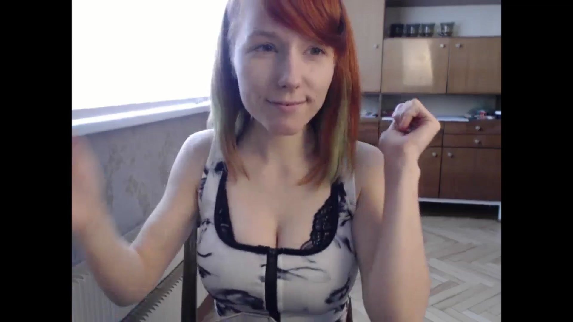 Gallery image thumbnail from NikiFoks18's myfreecams stream on, 06/14/2024, 10:33 image 16 of 20