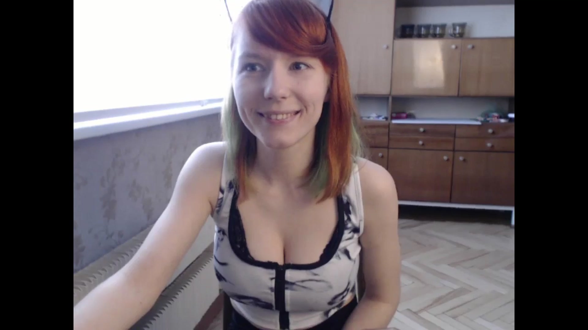 Gallery image thumbnail from NikiFoks18's myfreecams stream on, 06/14/2024, 10:33 image 5 of 20