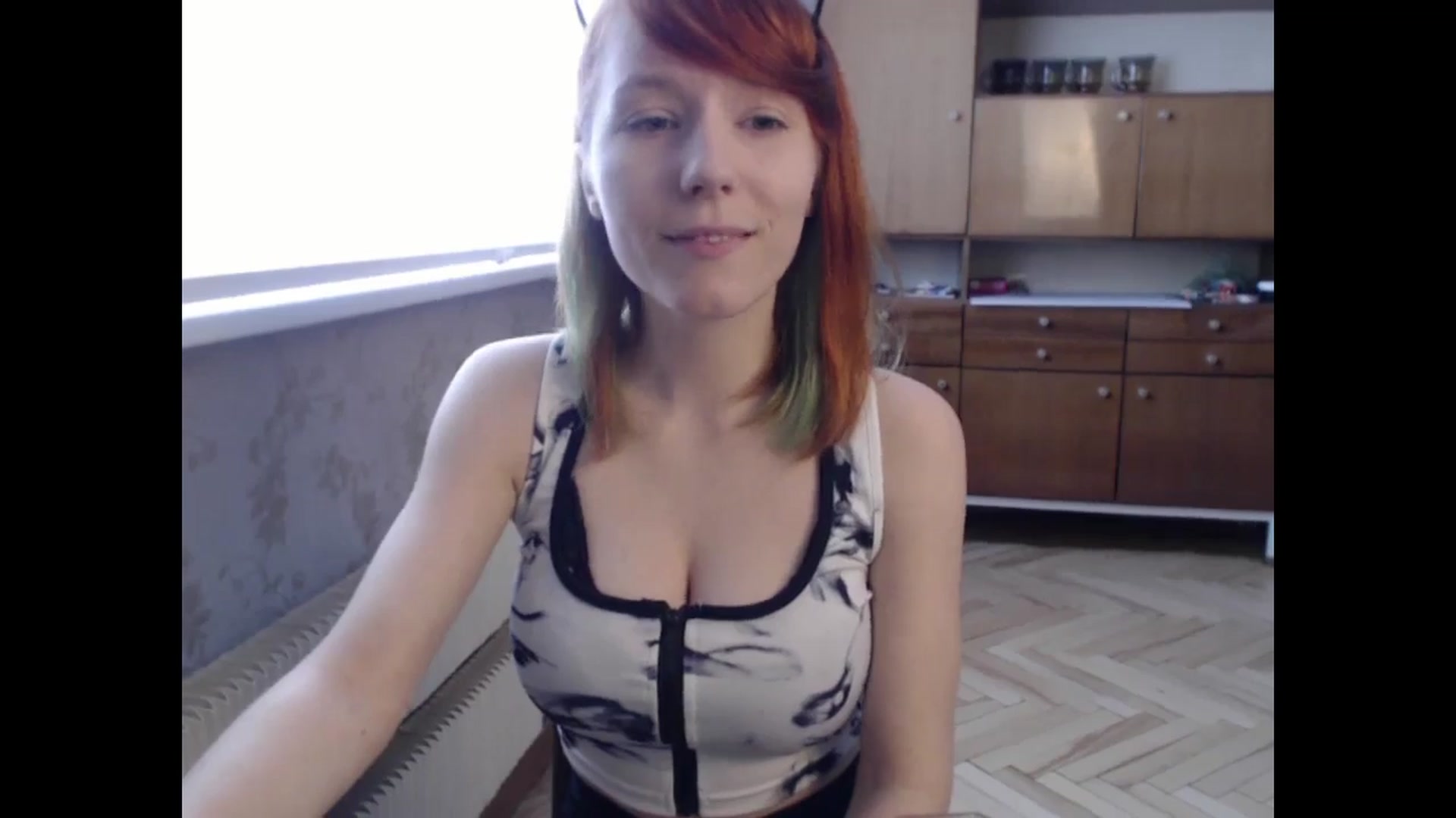 Gallery image thumbnail from NikiFoks18's myfreecams stream on, 06/14/2024, 10:33 image 4 of 20