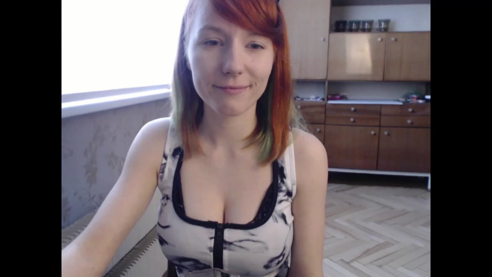 Gallery image thumbnail from NikiFoks18's myfreecams stream on, 06/14/2024, 10:33 image 12 of 20