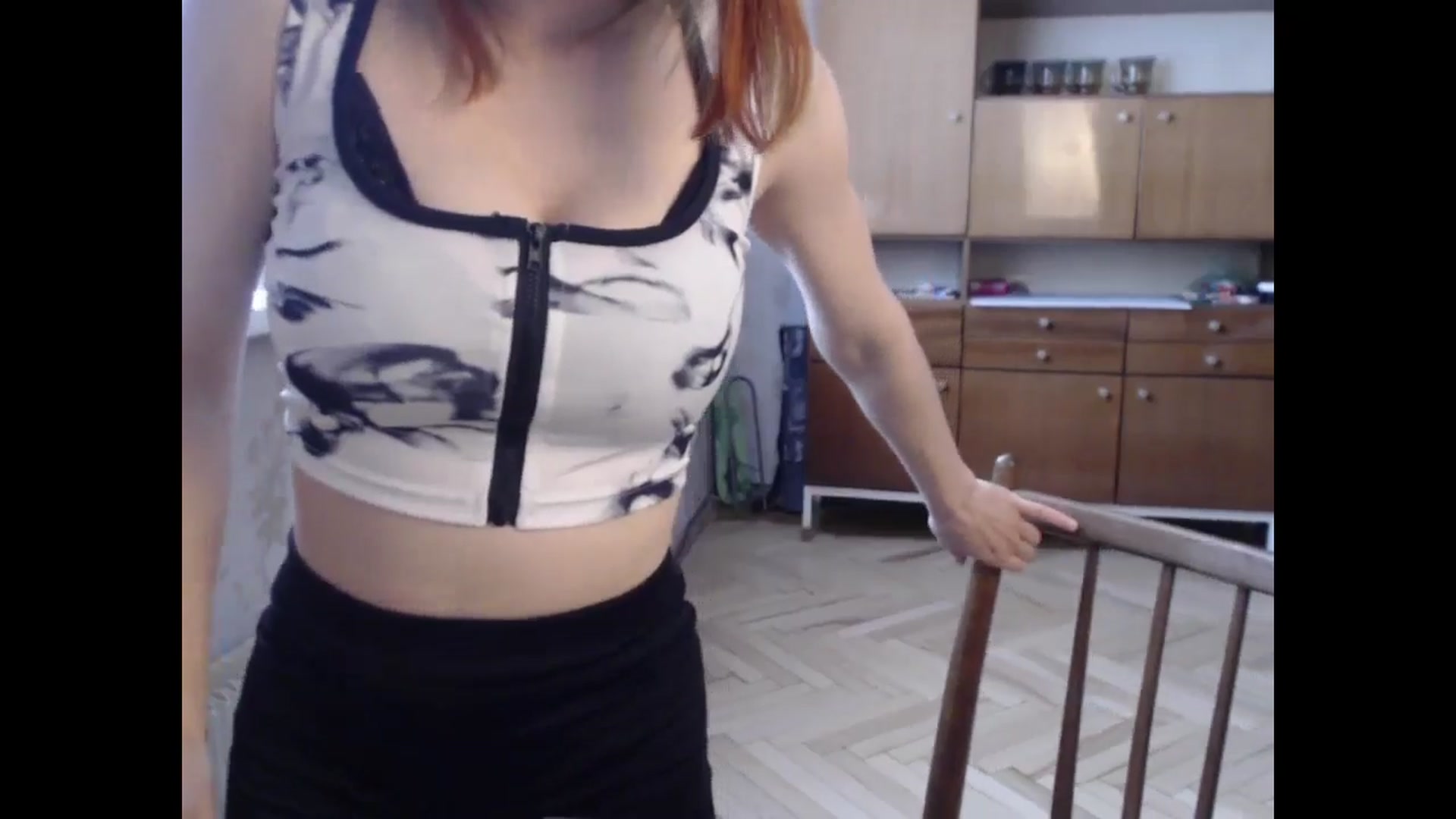 Gallery image thumbnail from NikiFoks18's myfreecams stream on, 06/14/2024, 12:15 image 6 of 20