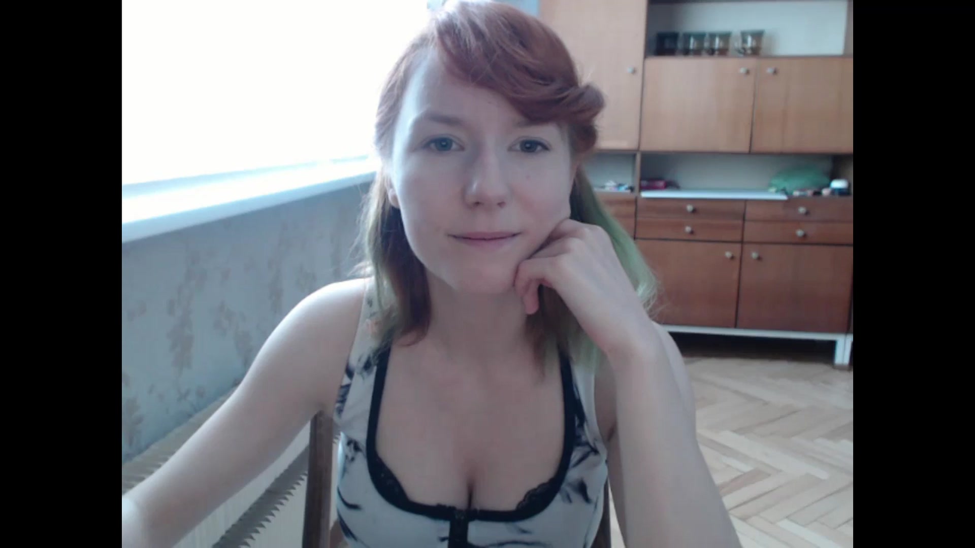 Gallery image thumbnail from NikiFoks18's myfreecams stream on, 06/16/2024, 10:59 image 7 of 20